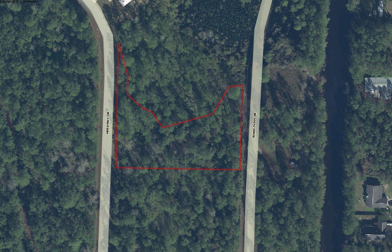 SECLUSION BAY - Land