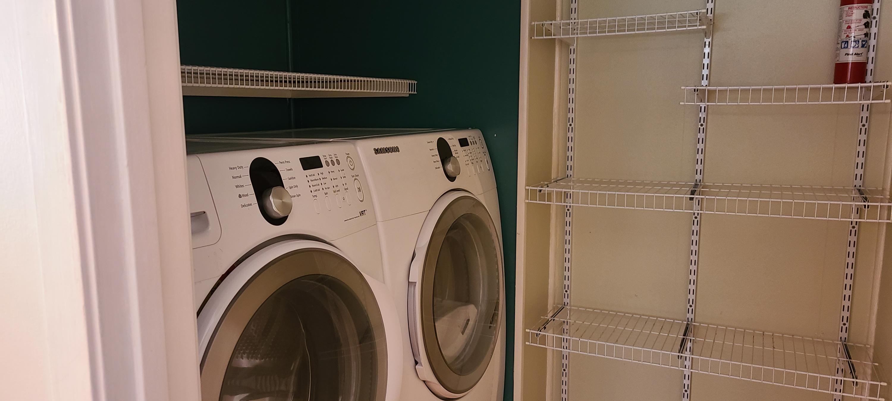 HOLLY HILLS - Residential