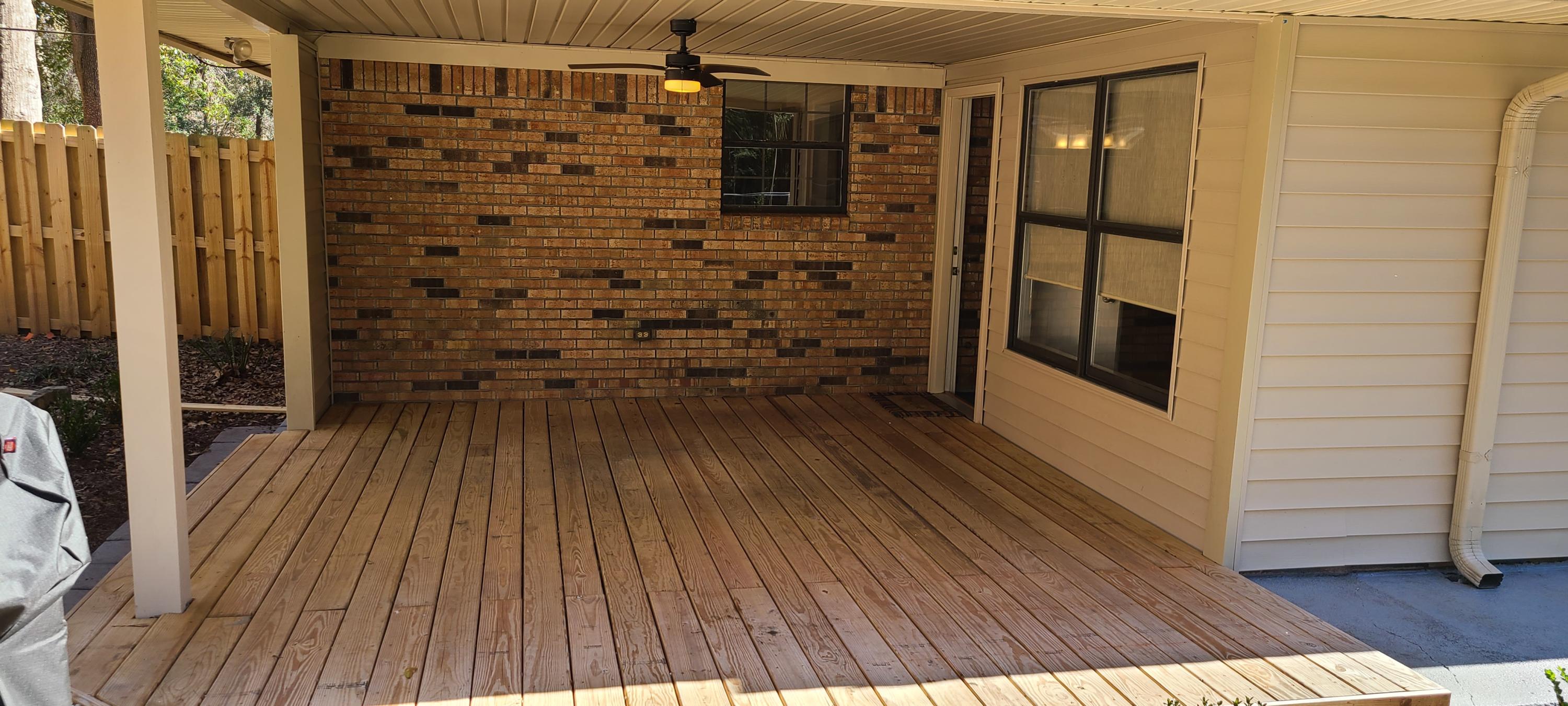 HOLLY HILLS - Residential