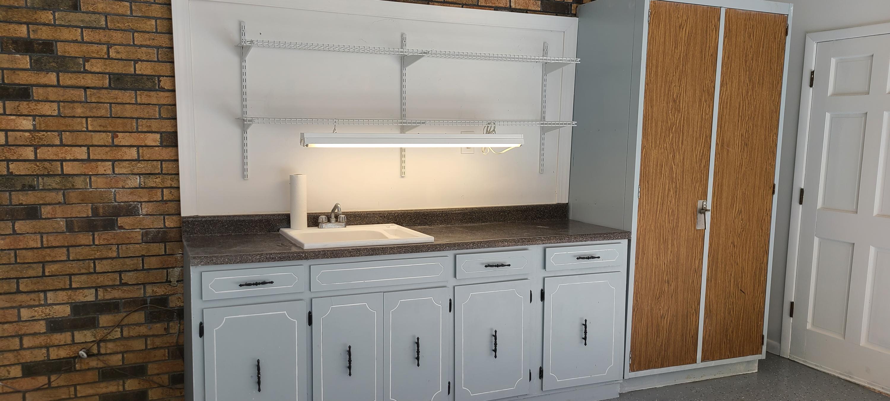 HOLLY HILLS - Residential