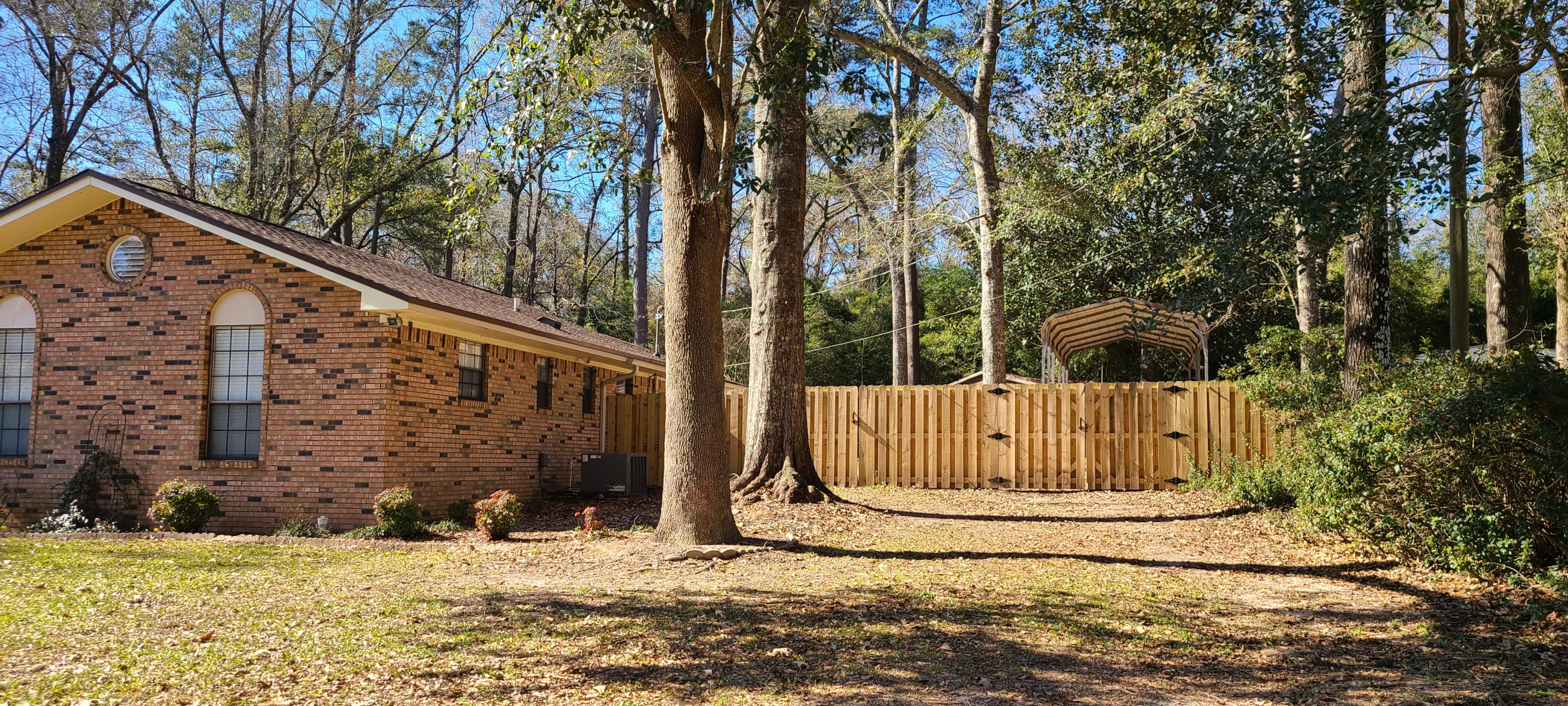 HOLLY HILLS - Residential