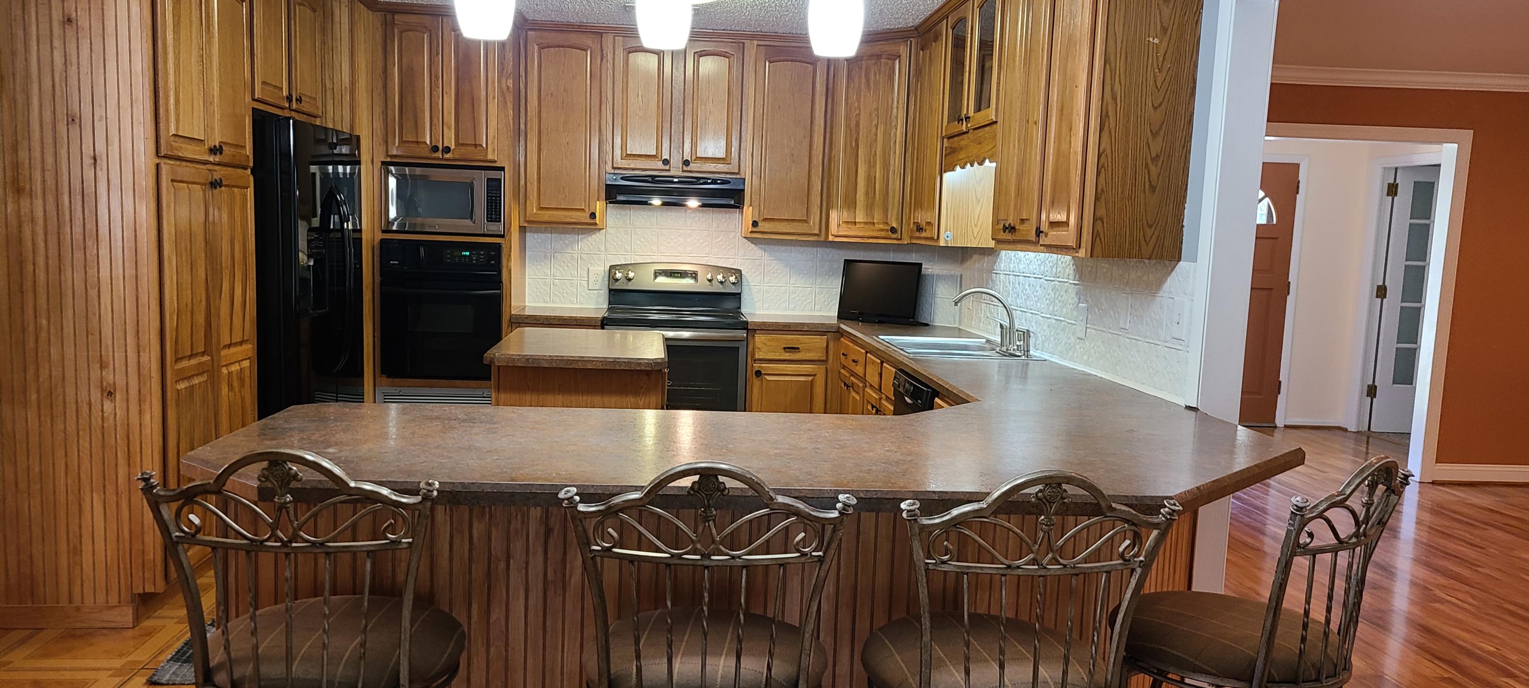 HOLLY HILLS - Residential