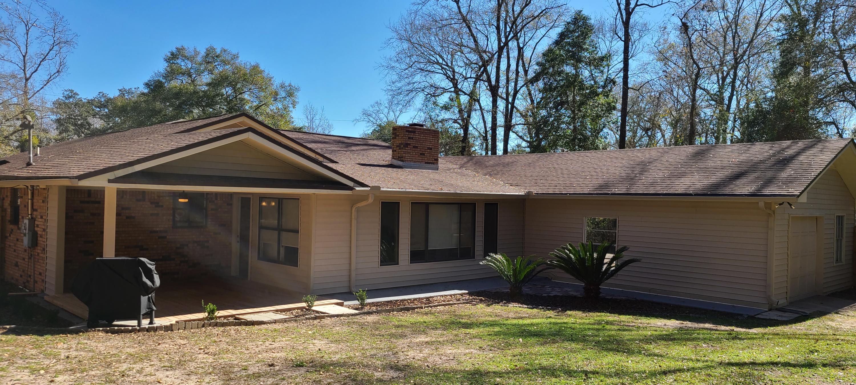 HOLLY HILLS - Residential