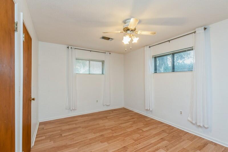 CAROL ANNE MANOR - Residential