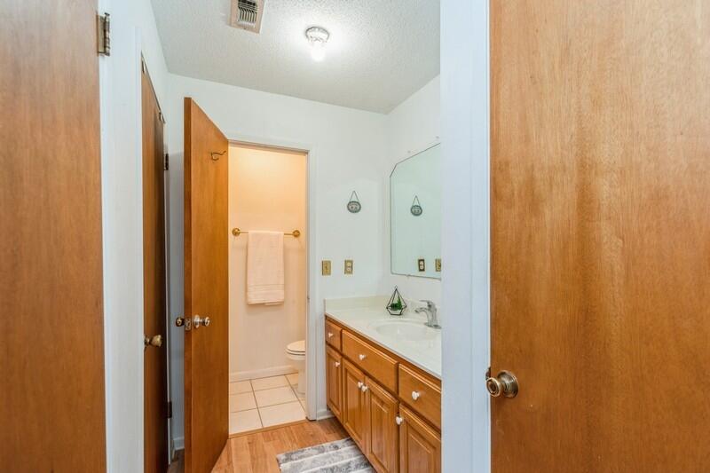 CAROL ANNE MANOR - Residential