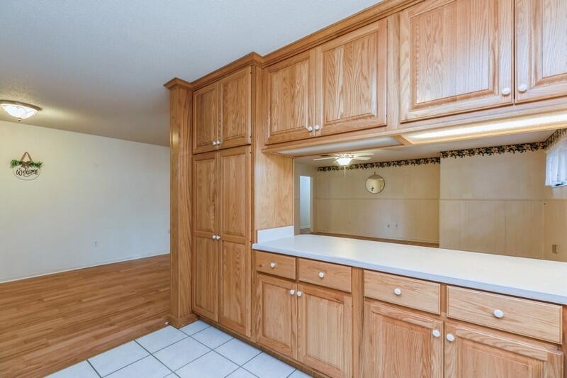 CAROL ANNE MANOR - Residential