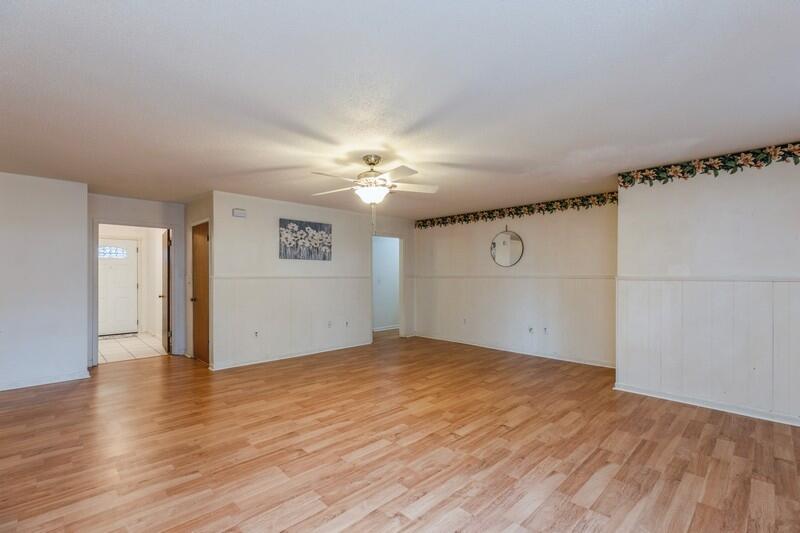 CAROL ANNE MANOR - Residential