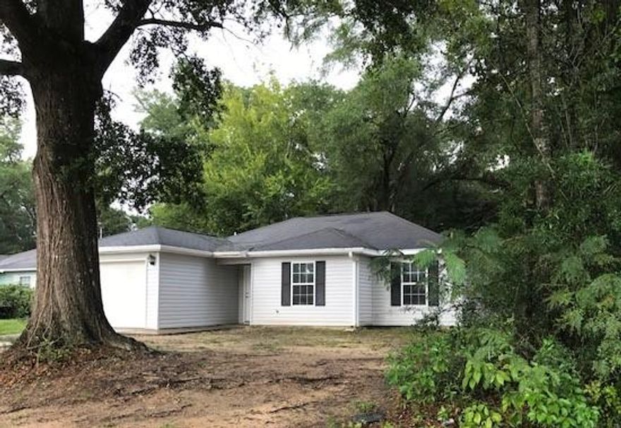 Come see this 3BR/2BA home with tile floors throughout for easy cleaning! Large living room, well equipped Kitchen that has refrigerator, stove, microwave and dishwasher, dining area, master bedroom and bath, two additional bedrooms and a garage as well. Call now, this one will not last long! ~All ERA American Real Estate residents are enrolled in the Resident Benefits Package (RBP) for $35/month which includes HVAC air filter delivery (for applicable properties), credit building to help boost your credit score with timely rent payments, $1M Identity Protection, utility concierge service making utility connection a breeze during your move-in, our best-in-class resident rewards program, and much more! More details upon application.~