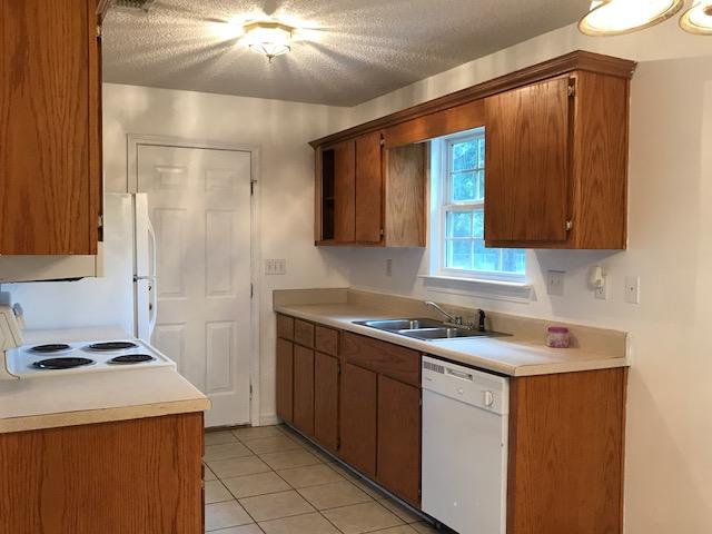 SULLIVANS ADDN TO CRESTVIEW - Residential Lease