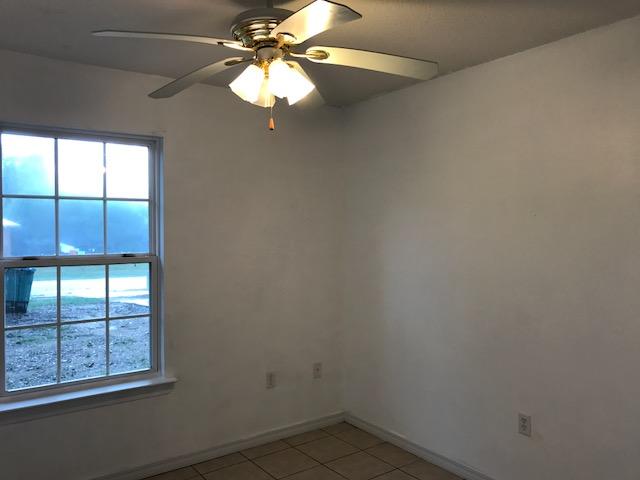 SULLIVANS ADDN TO CRESTVIEW - Residential Lease