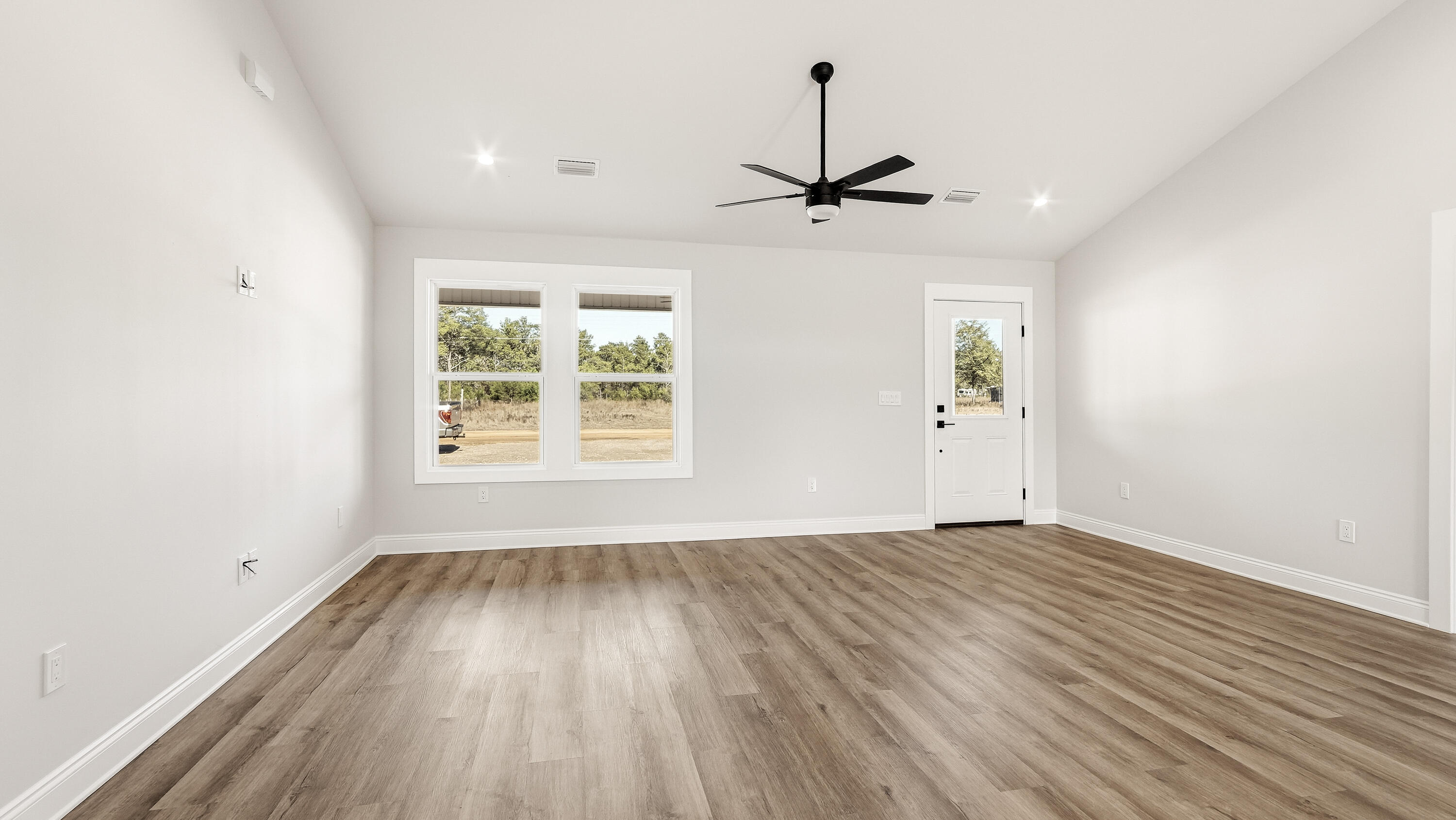 OAKWOOD HILLS UNIT 3 - Residential