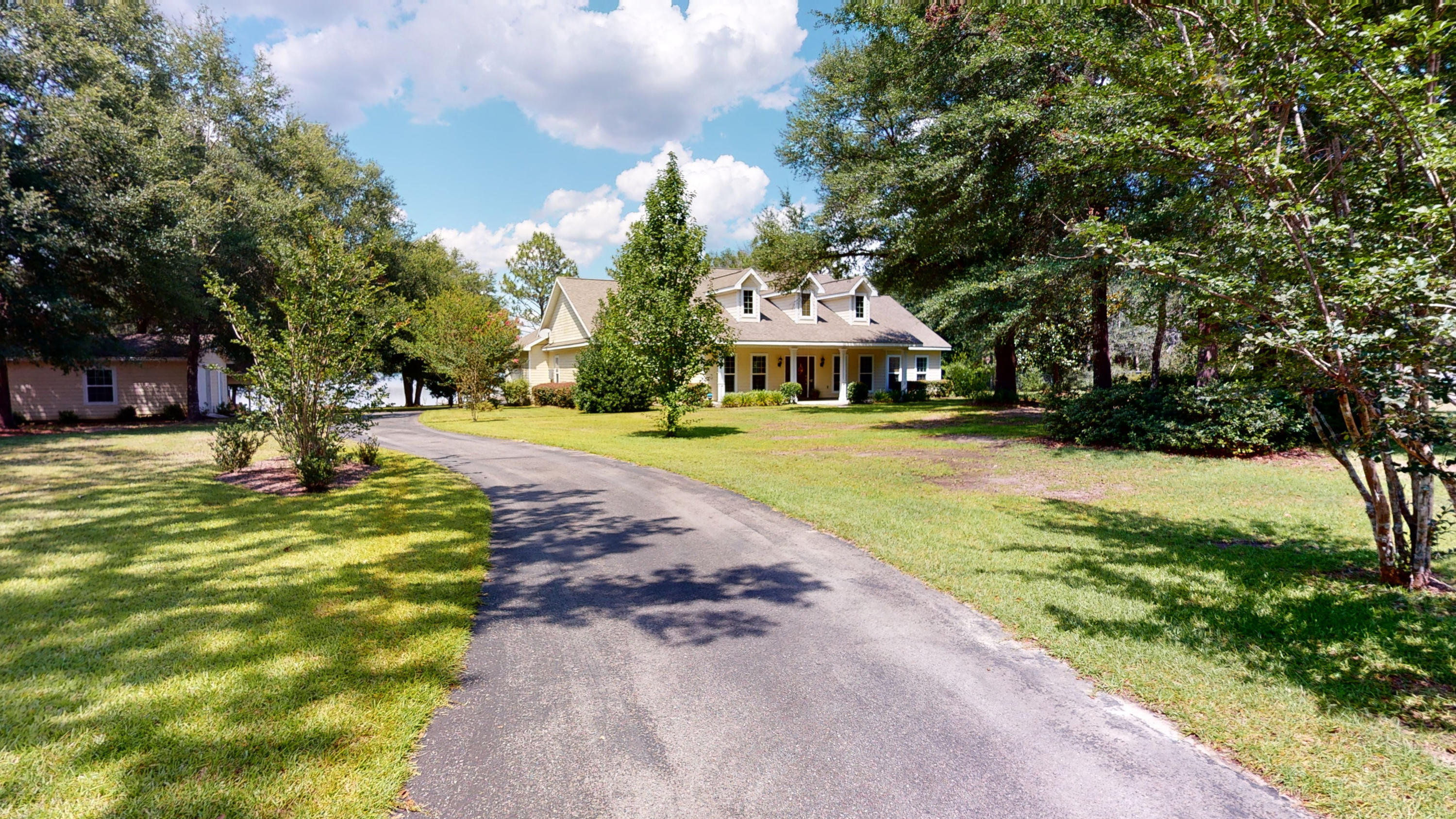 SPRING LAKE ESTATES - Residential