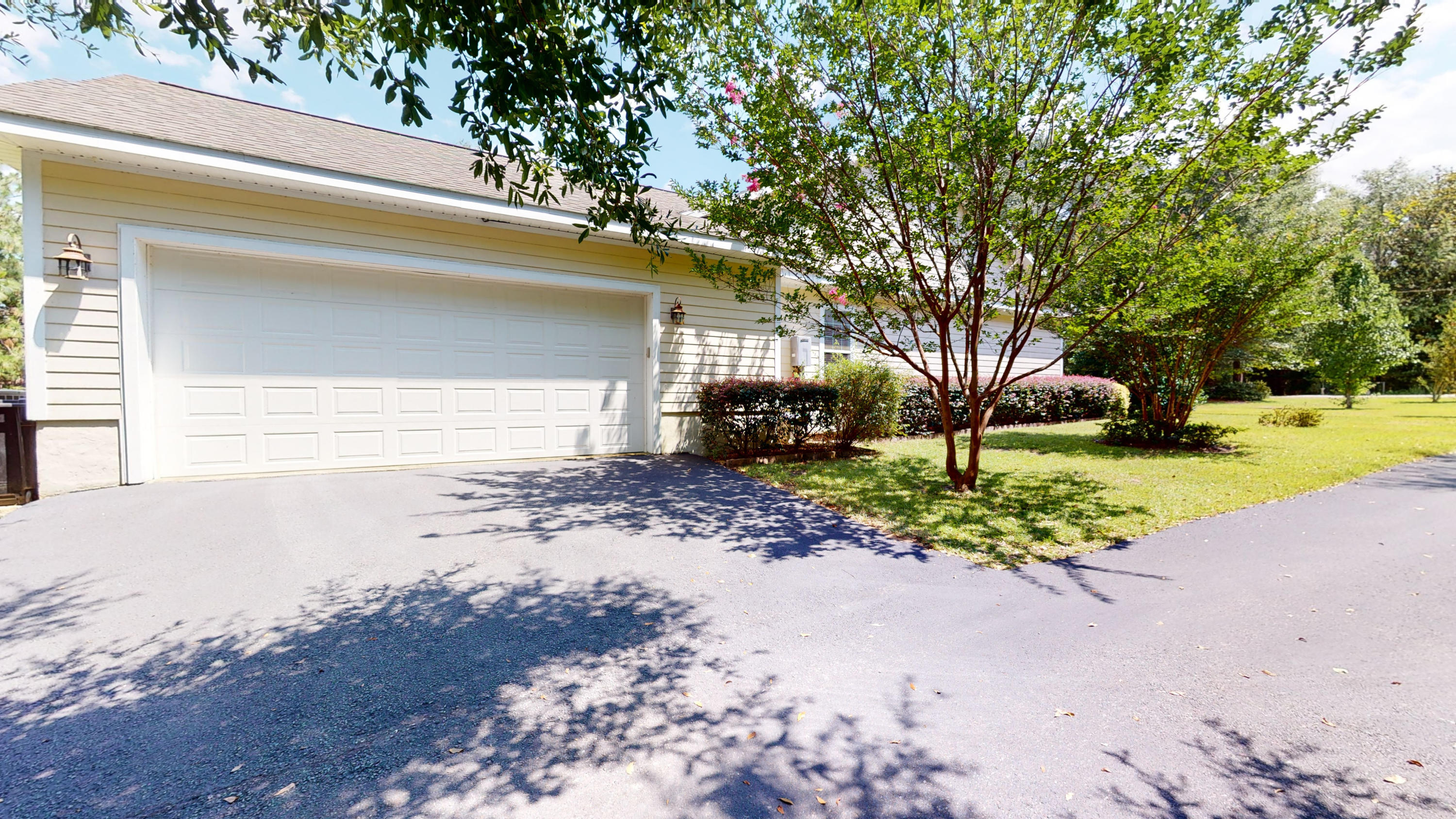 SPRING LAKE ESTATES - Residential