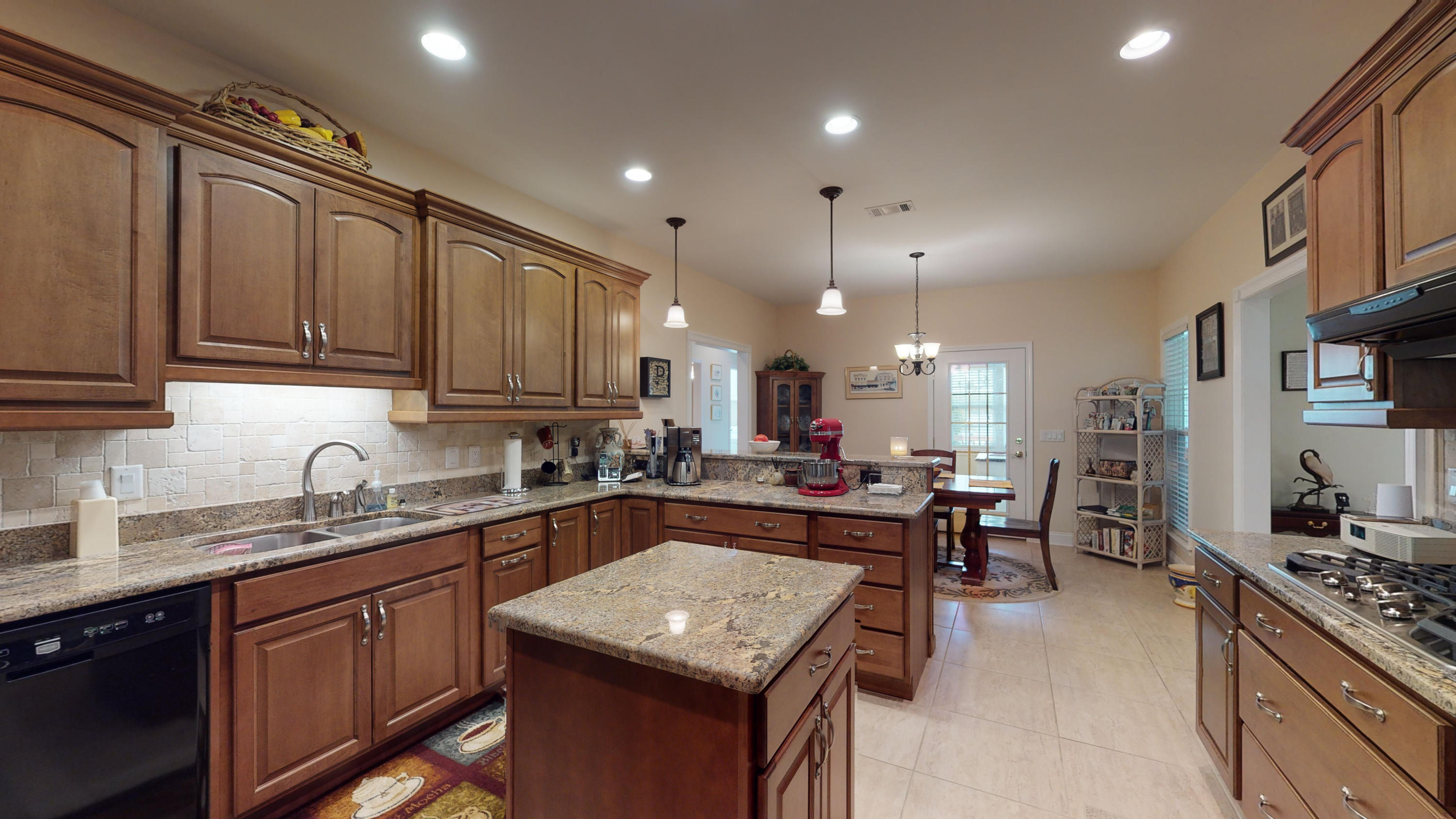 SPRING LAKE ESTATES - Residential