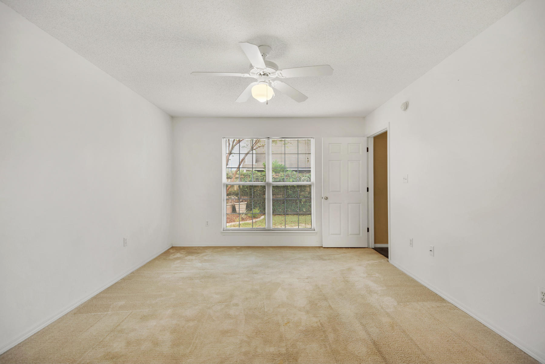 HUNTERS RUN S/D - Residential