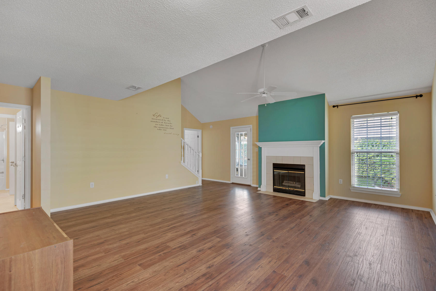 HUNTERS RUN S/D - Residential