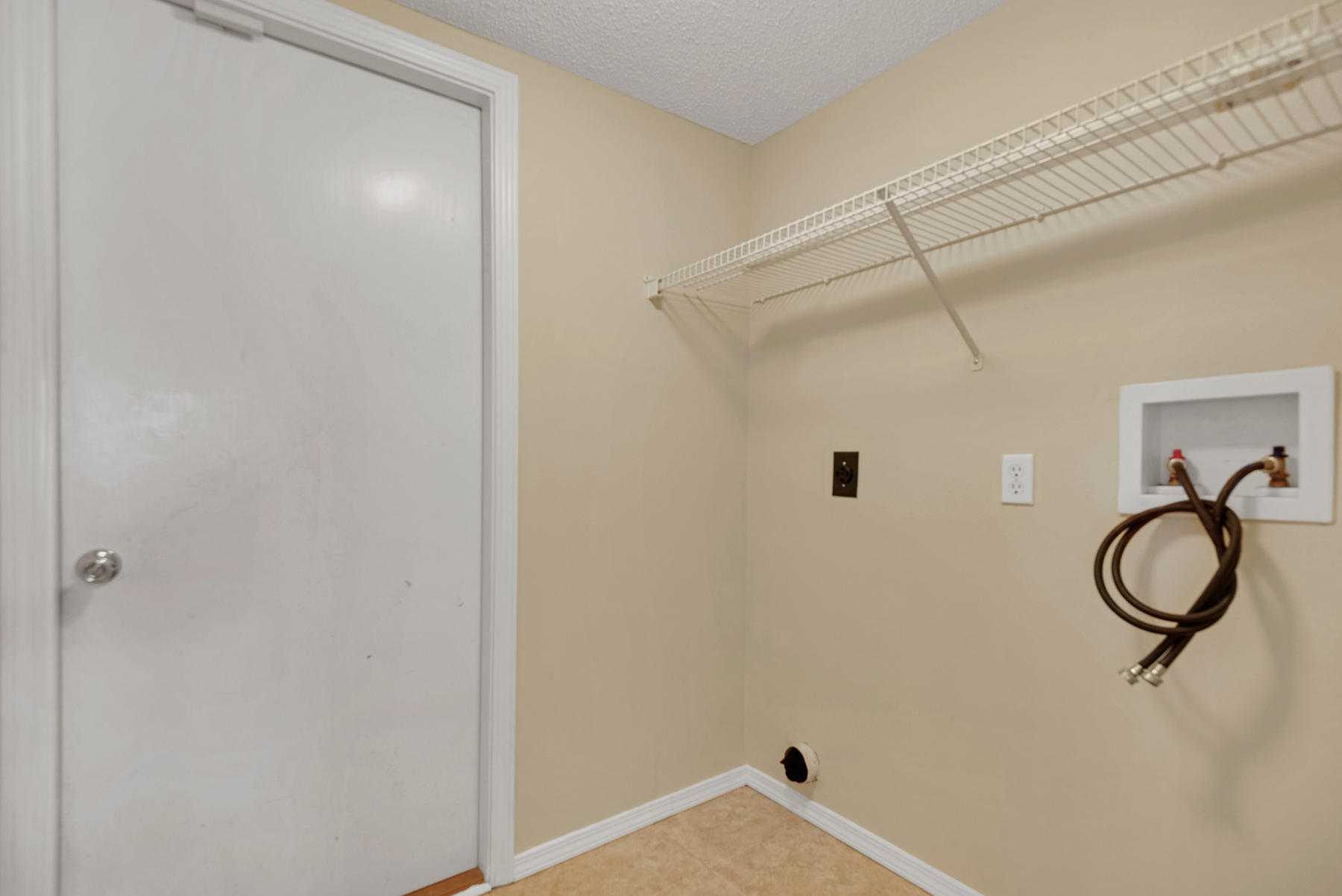 HUNTERS RUN S/D - Residential