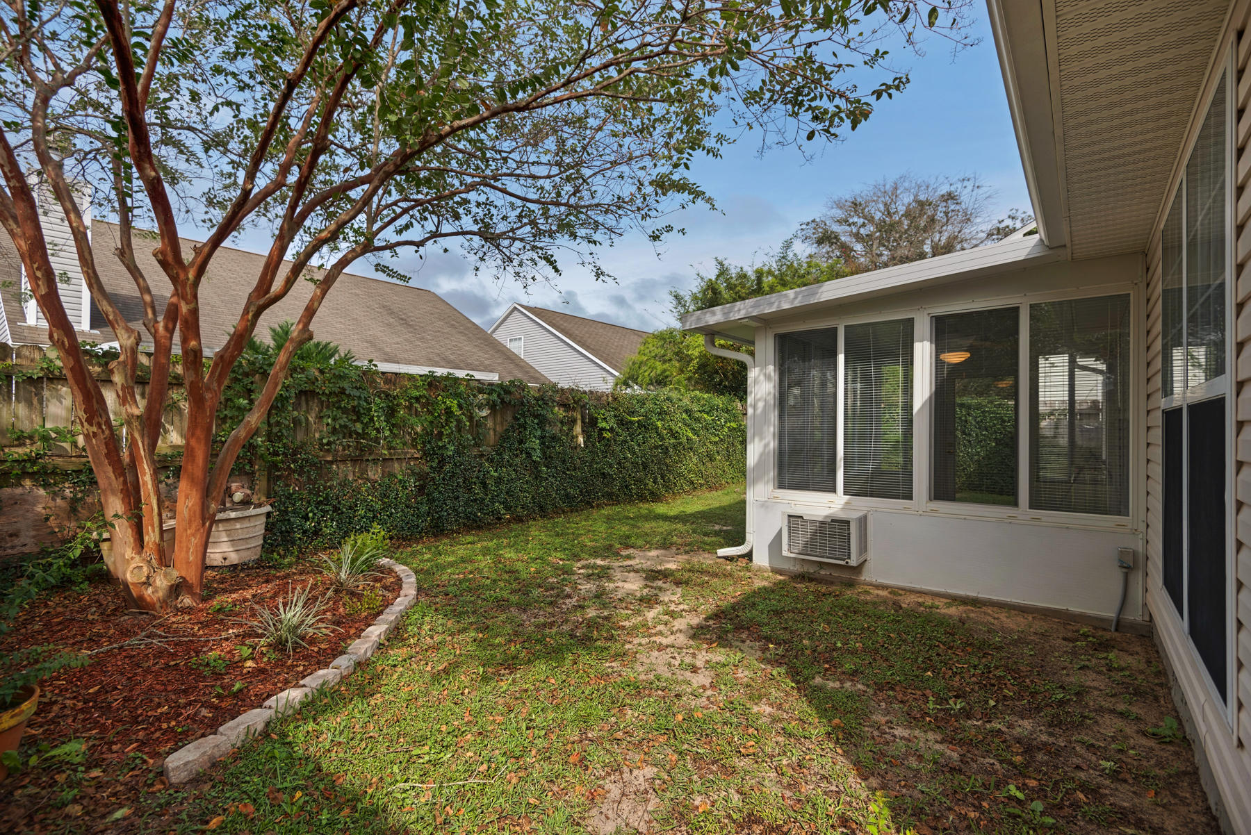 HUNTERS RUN S/D - Residential