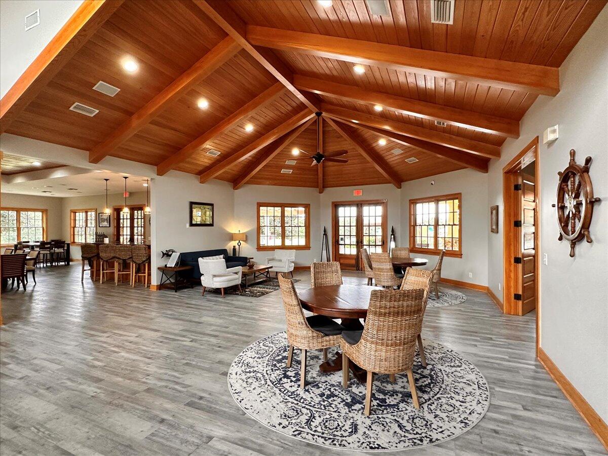 HAMMOCK BAY - Residential