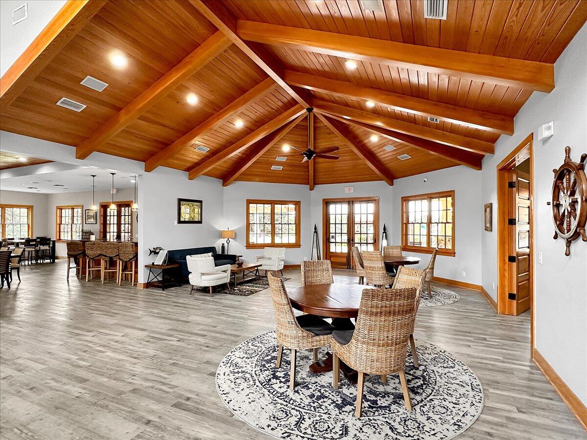 HAMMOCK BAY - Residential