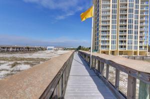 VILLAGE AT NAVARRE - Land