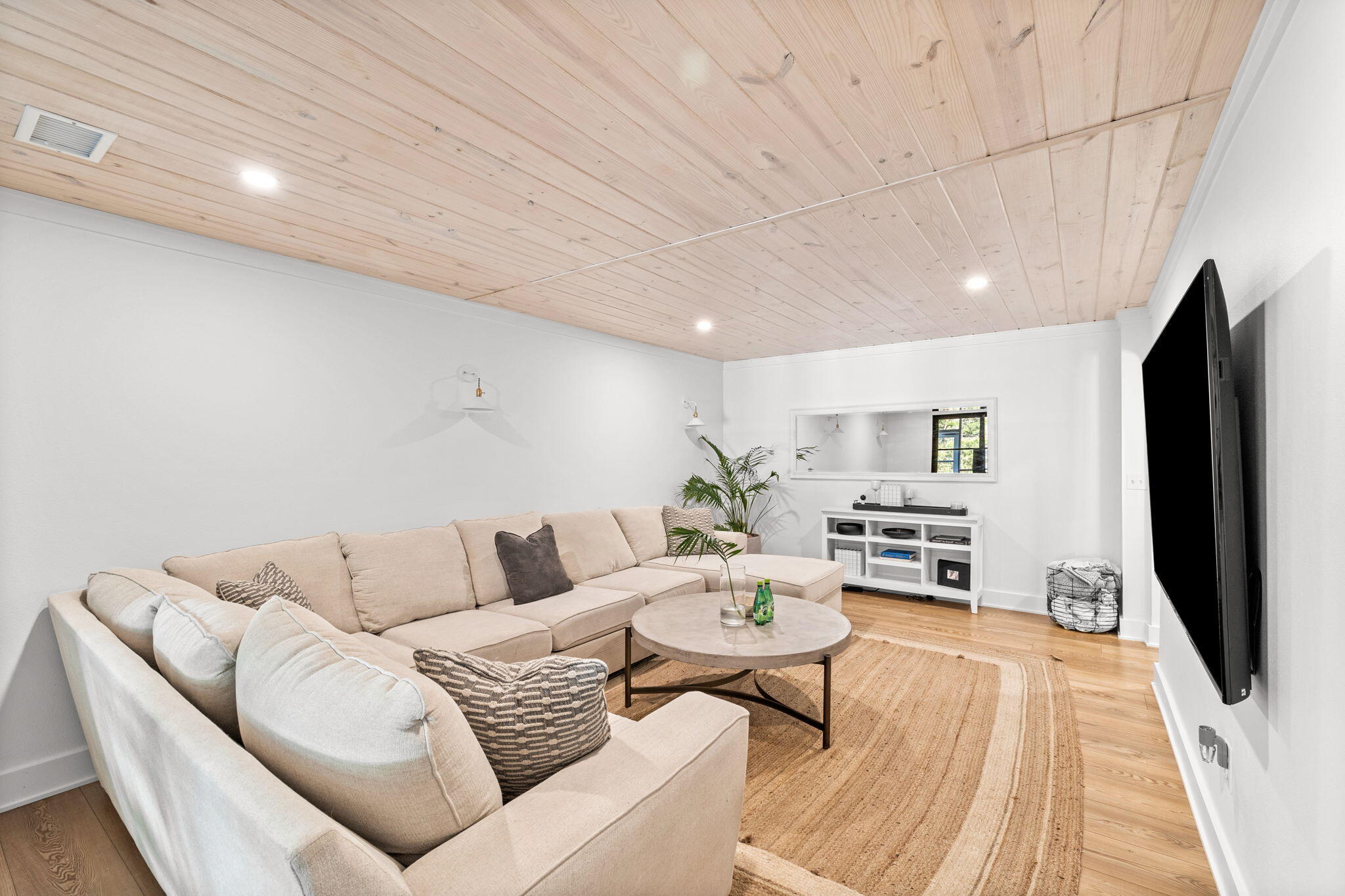 SEA DUNES - Residential Lease