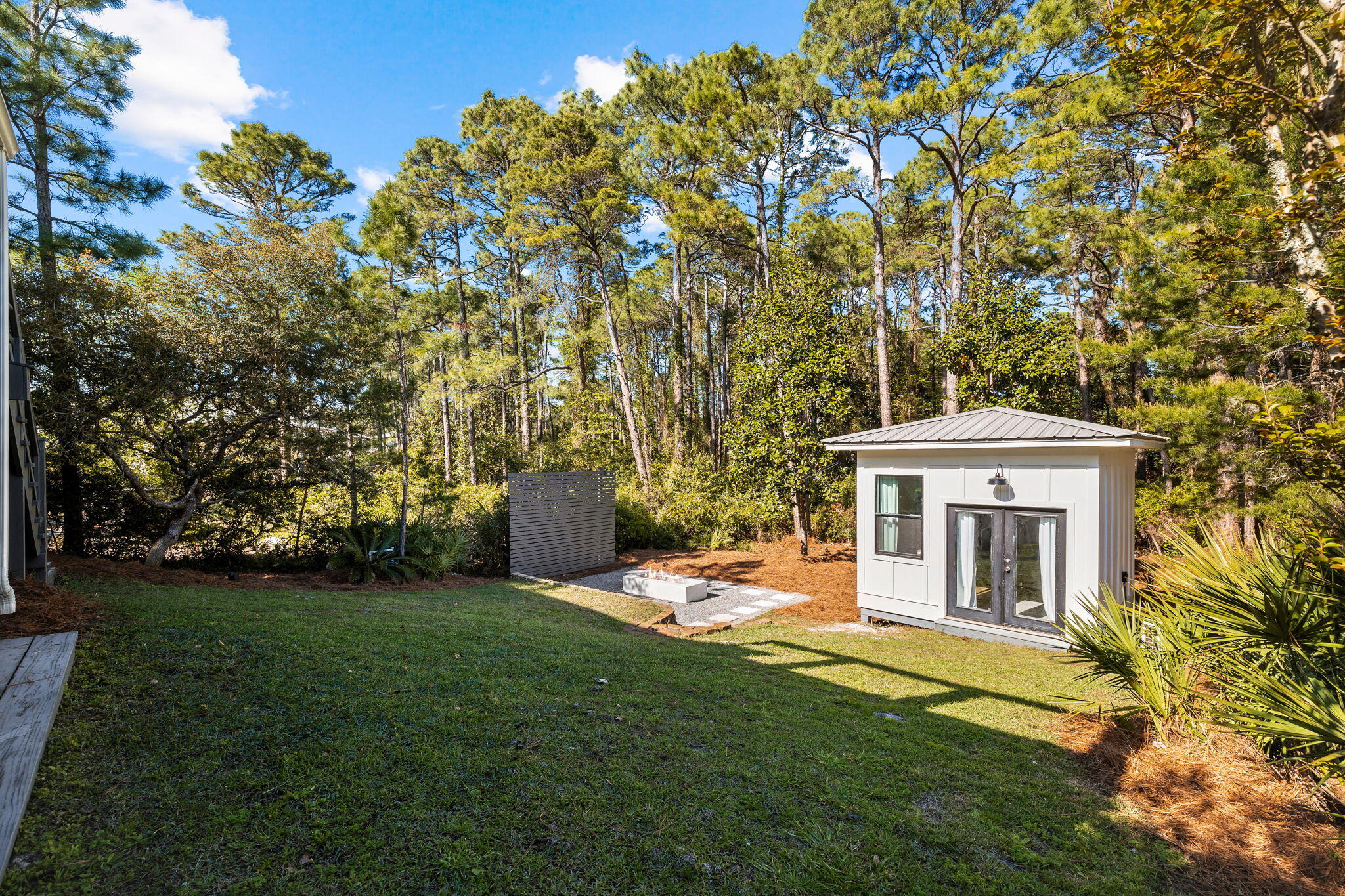 SEA DUNES - Residential Lease