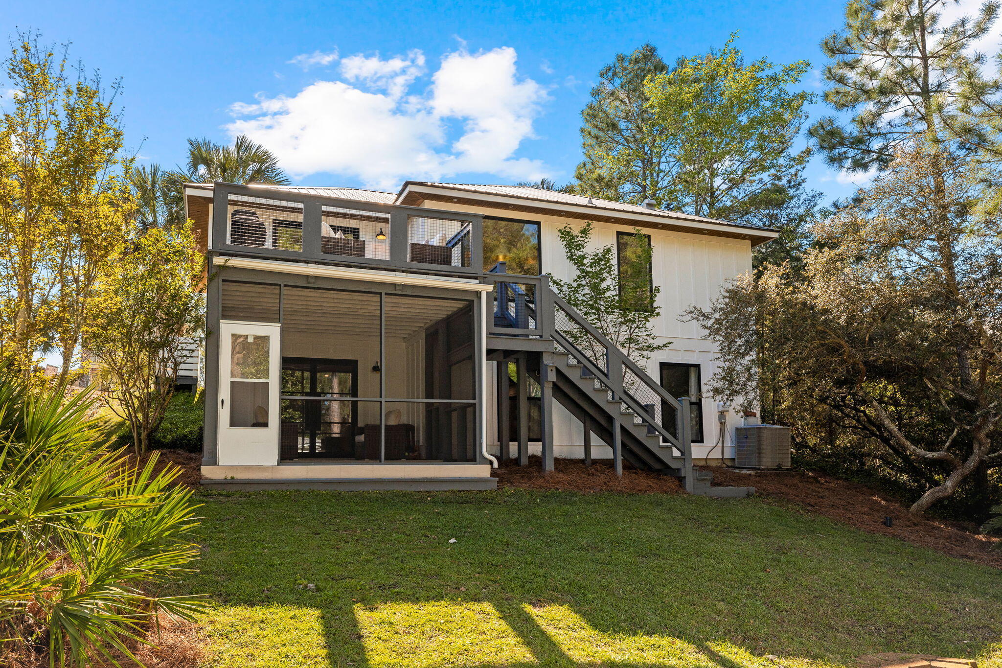 SEA DUNES - Residential Lease