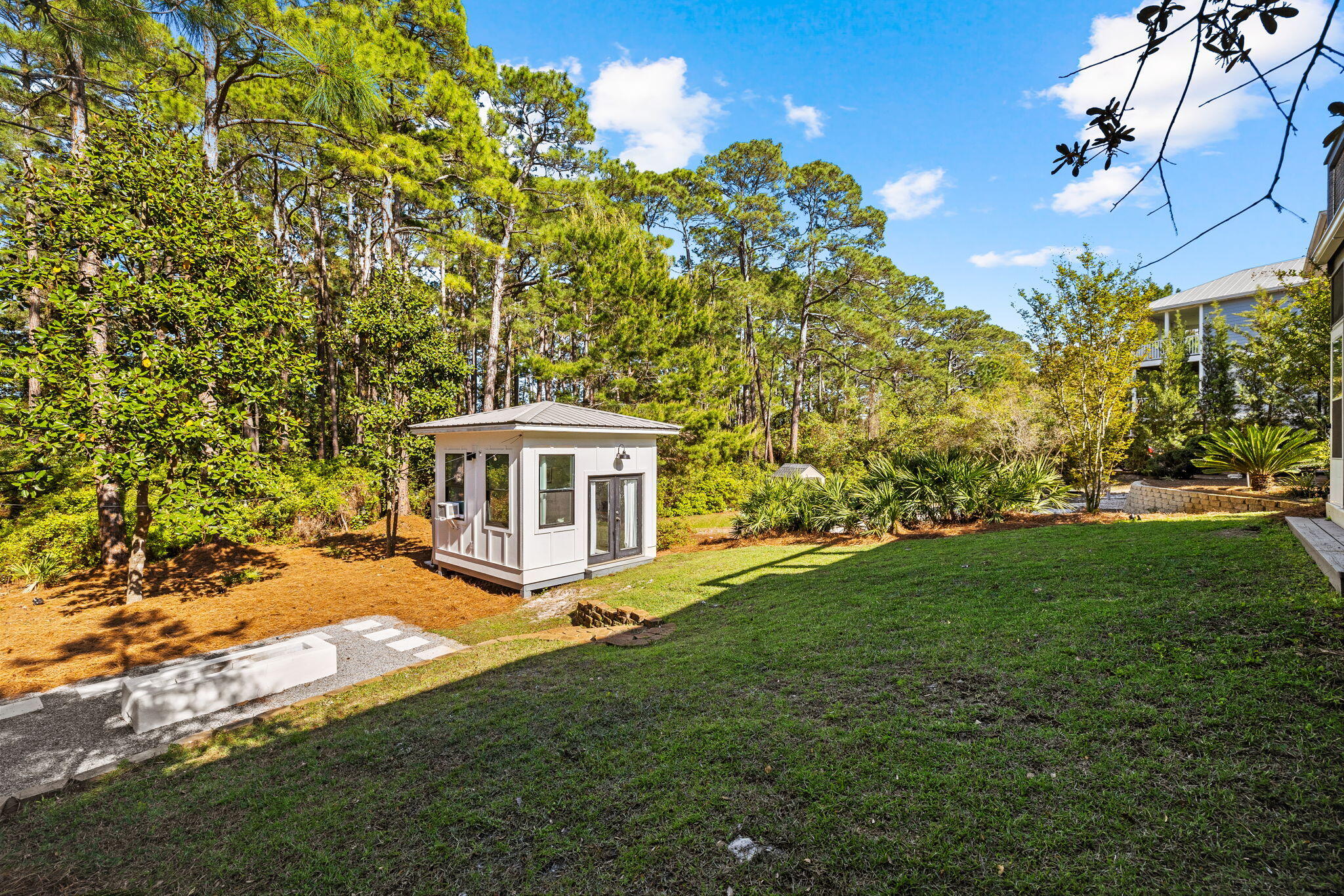 SEA DUNES - Residential Lease