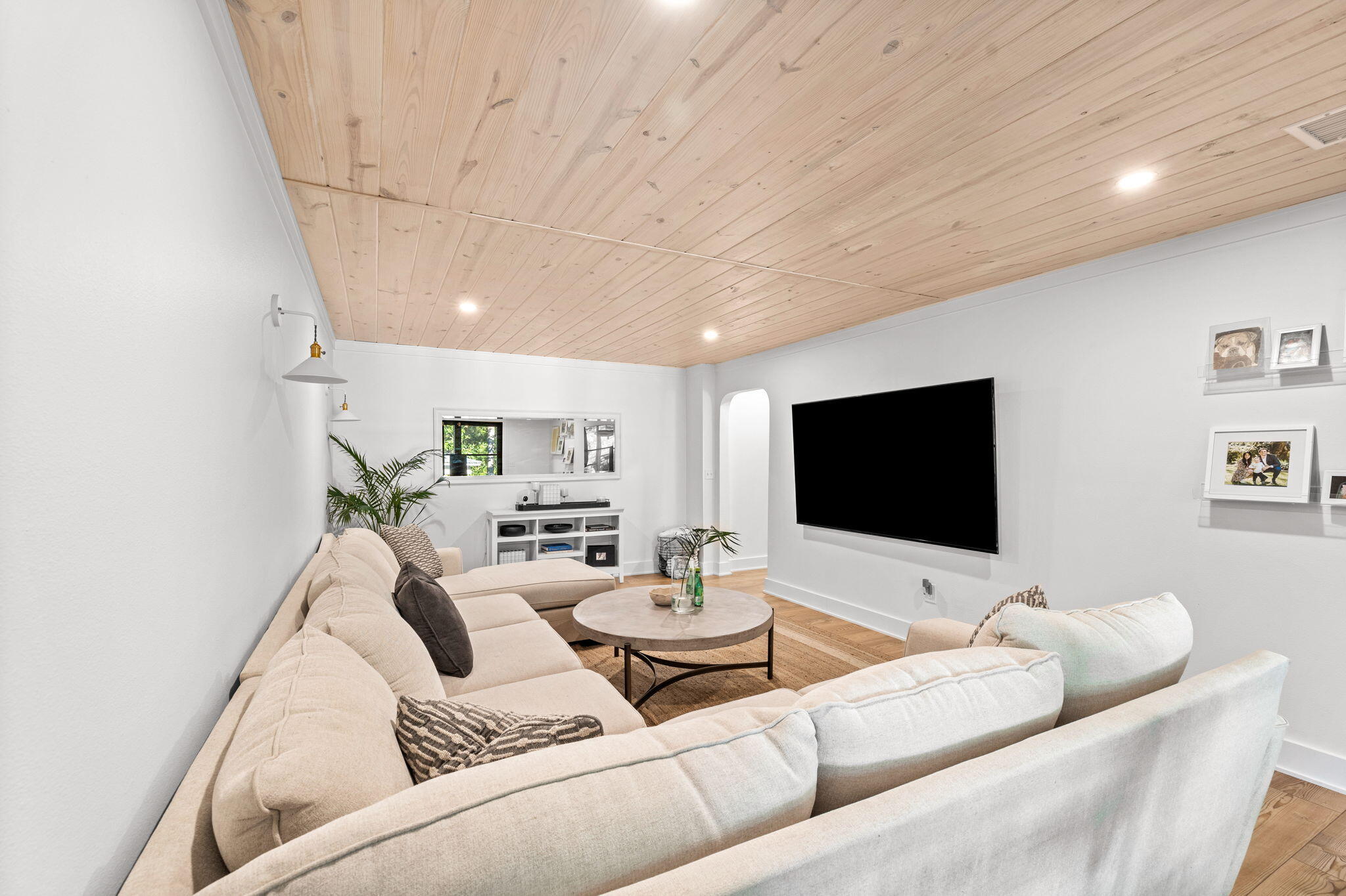 SEA DUNES - Residential Lease