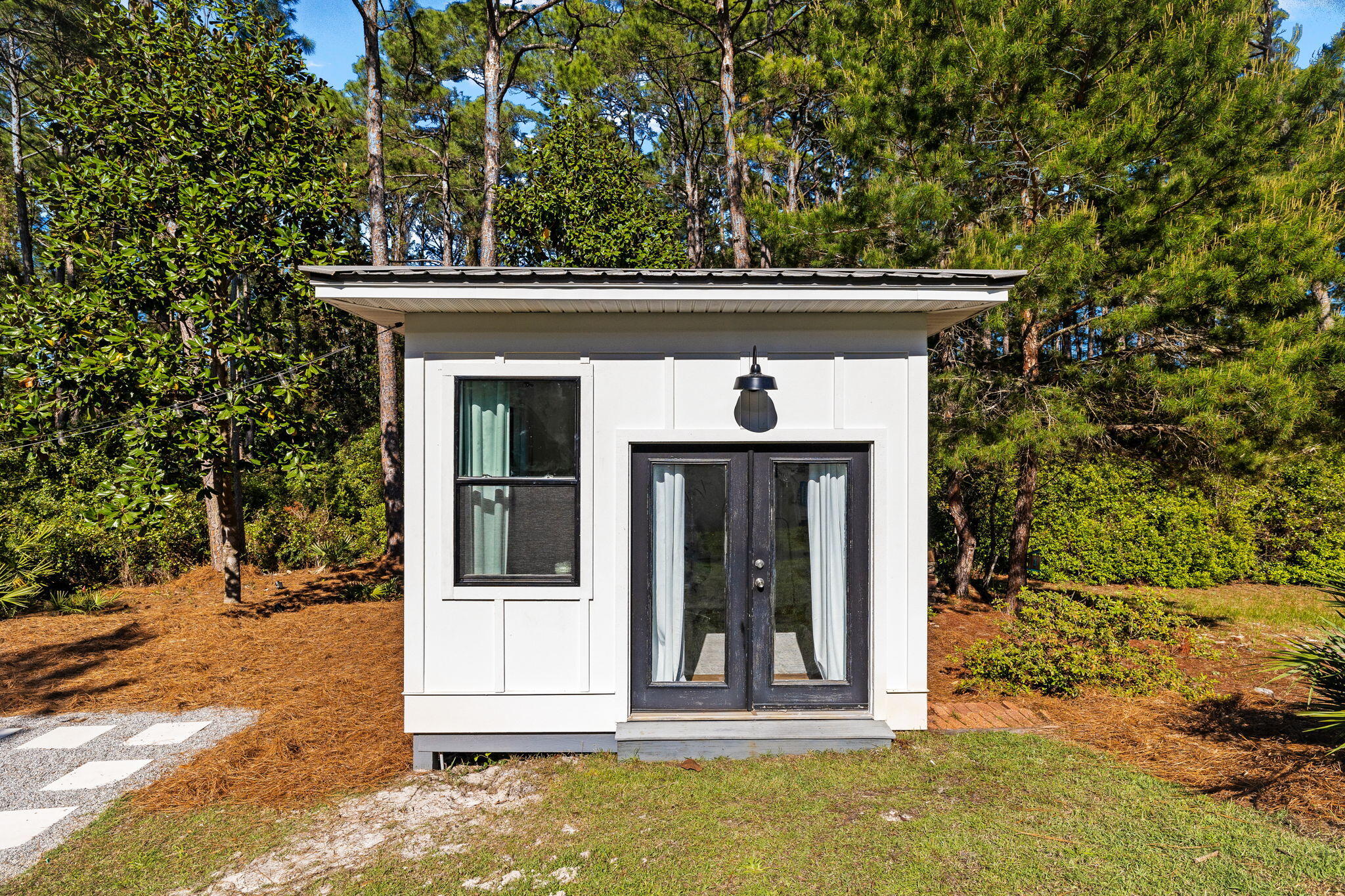 SEA DUNES - Residential Lease