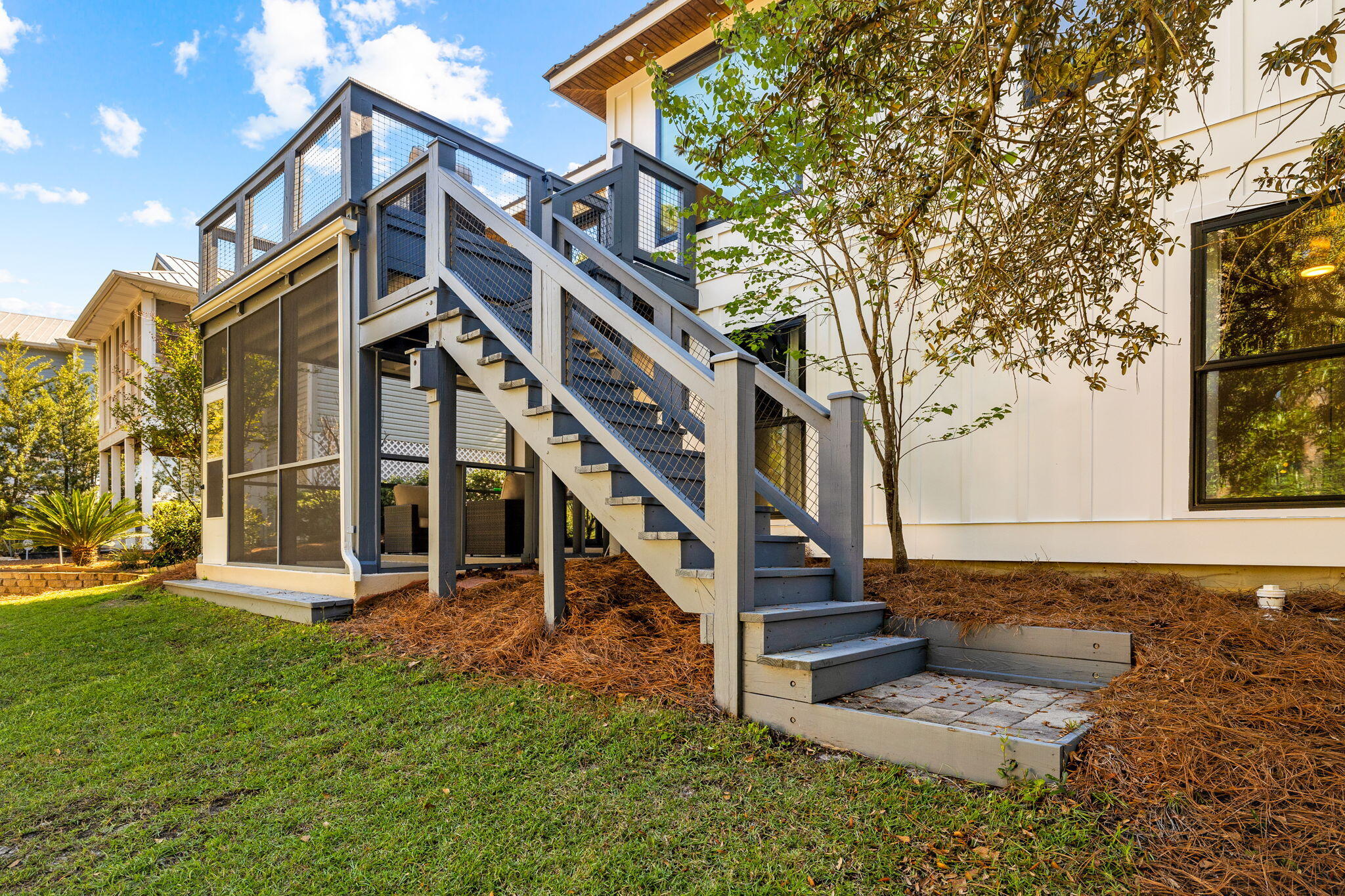 SEA DUNES - Residential Lease