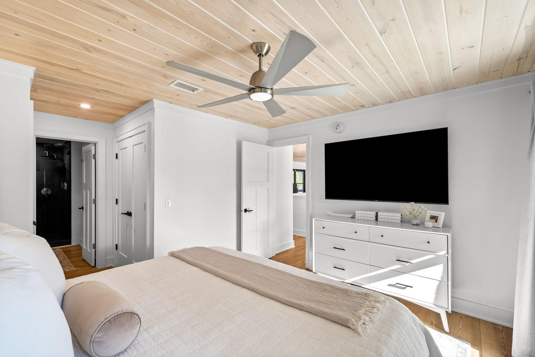 SEA DUNES - Residential Lease