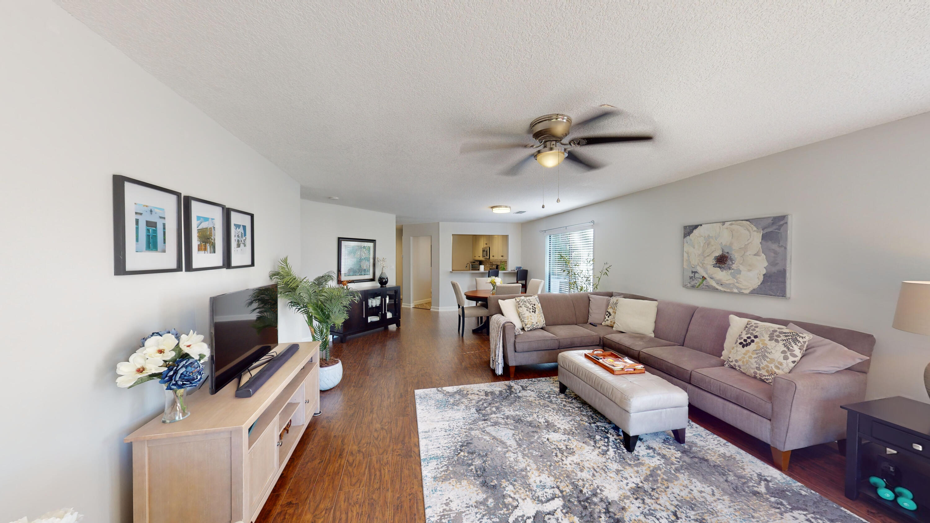 LAKESIDE CONDO AT BLUEWATER BAY - Residential