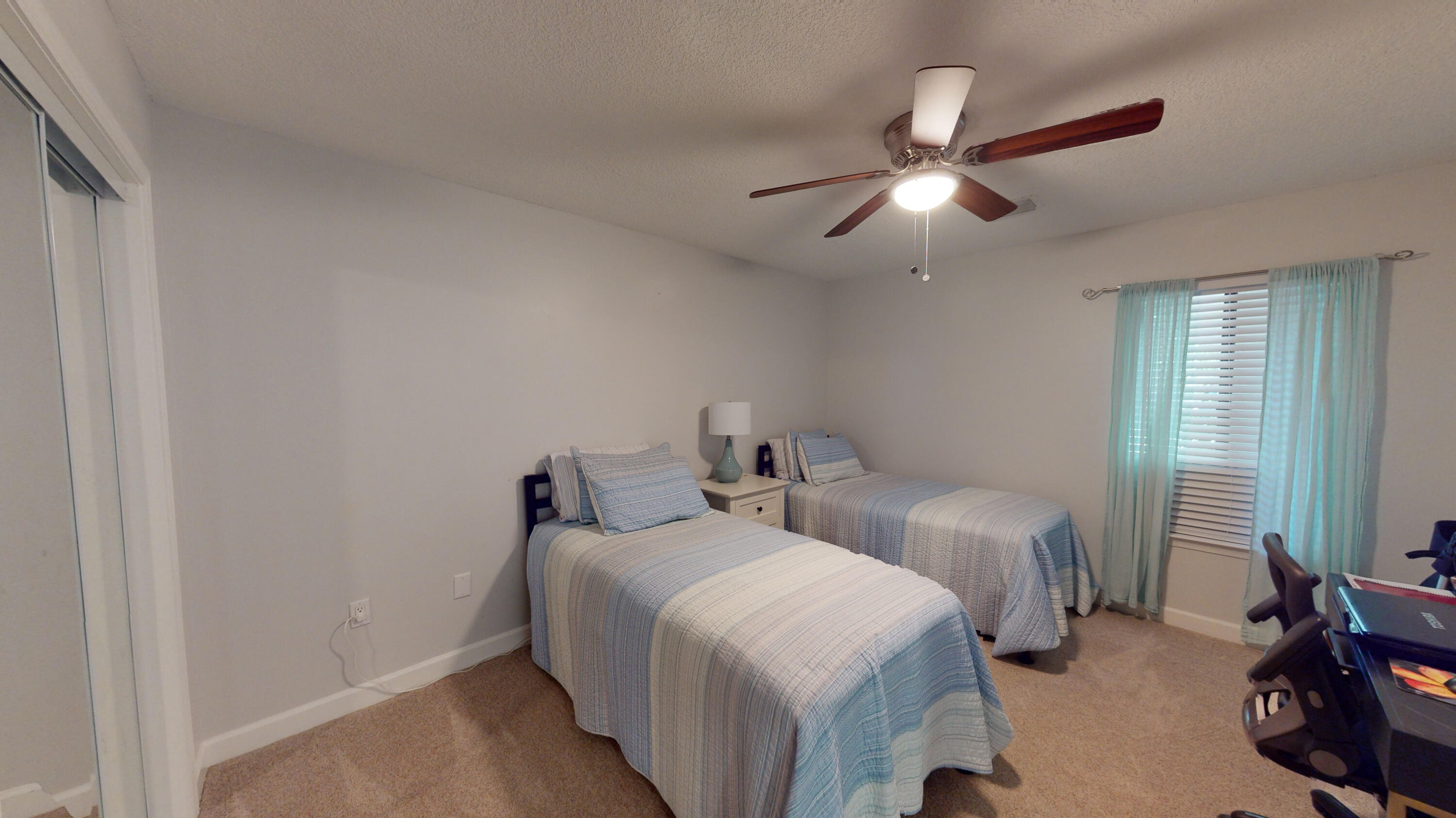 LAKESIDE CONDO AT BLUEWATER BAY - Residential