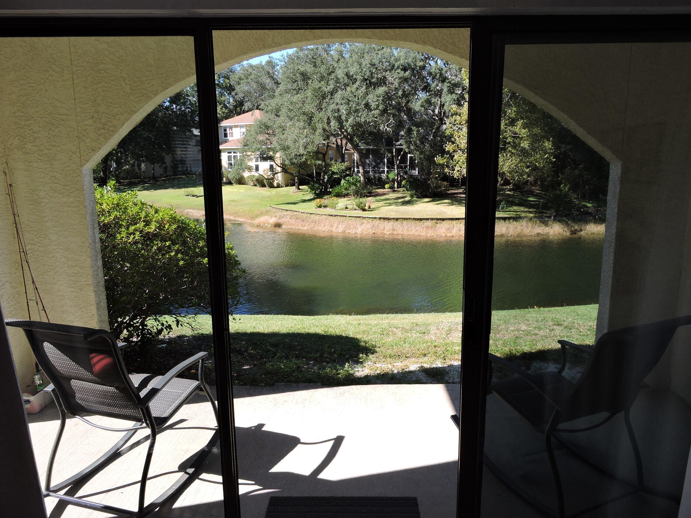 LAKESIDE CONDO AT BLUEWATER BAY - Residential