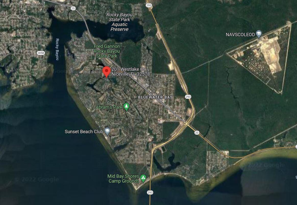 LAKESIDE CONDO AT BLUEWATER BAY - Residential