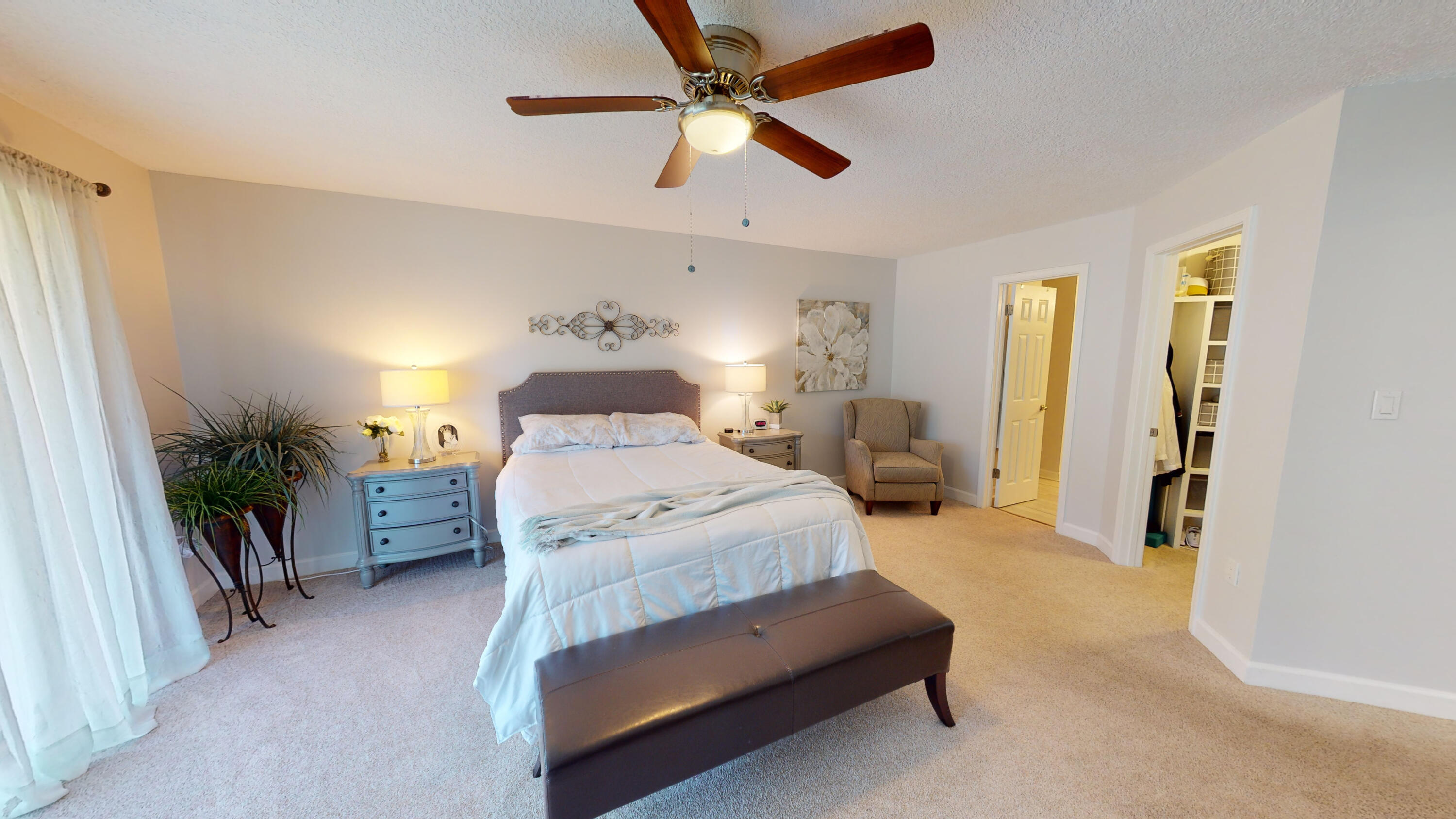 LAKESIDE CONDO AT BLUEWATER BAY - Residential