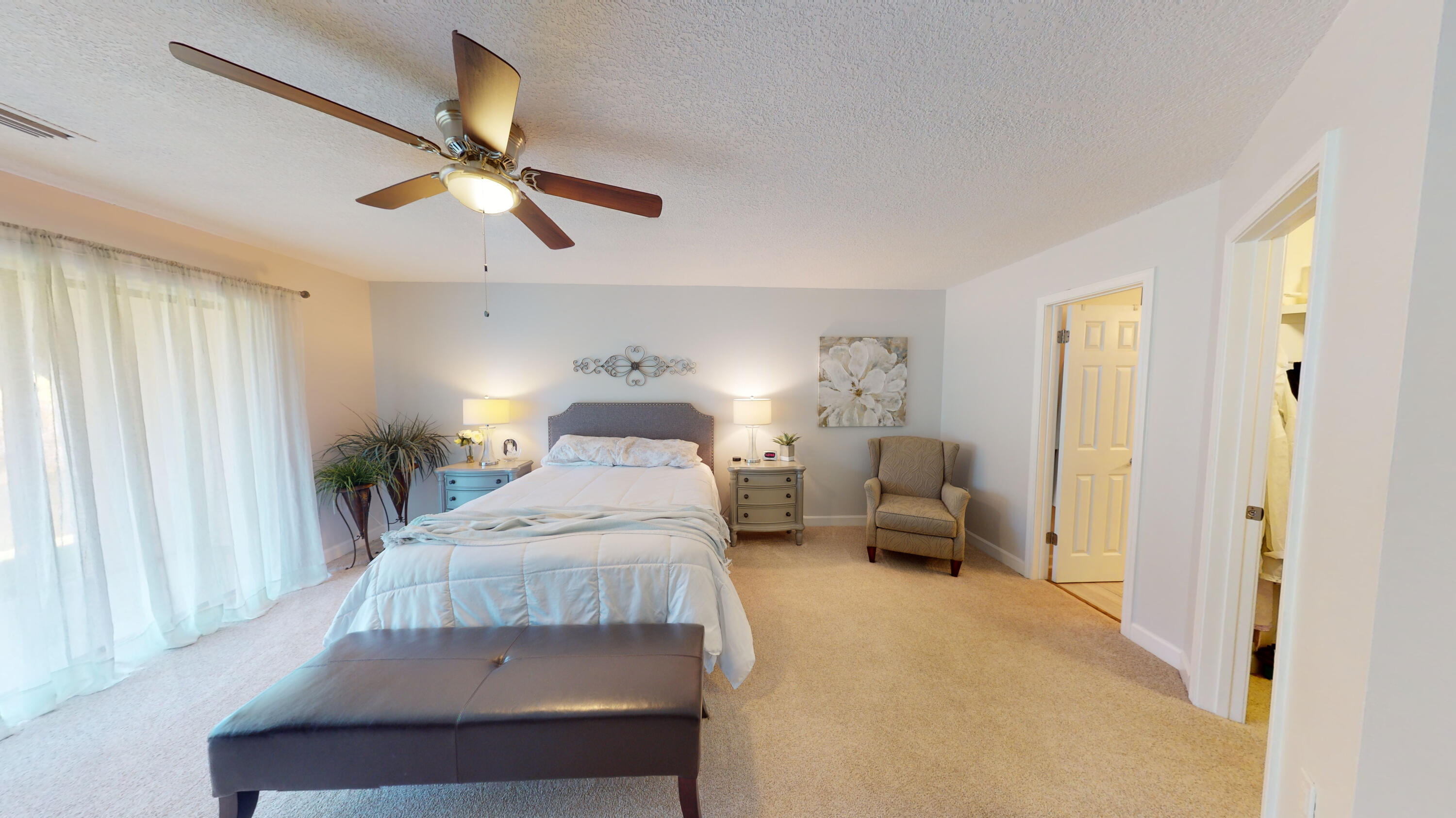 LAKESIDE CONDO AT BLUEWATER BAY - Residential