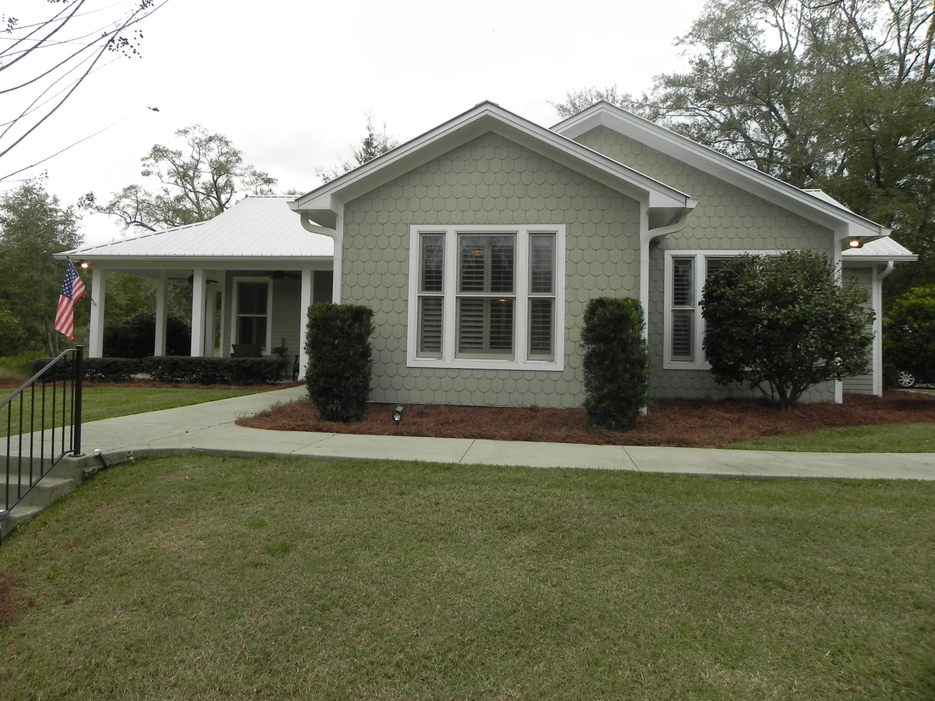 DEFUNIAK SPRINGS TOWN OF - Residential