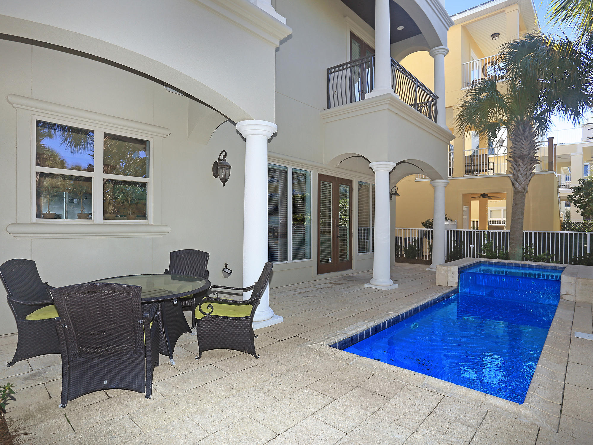 MARAVILLA SHORES - Residential