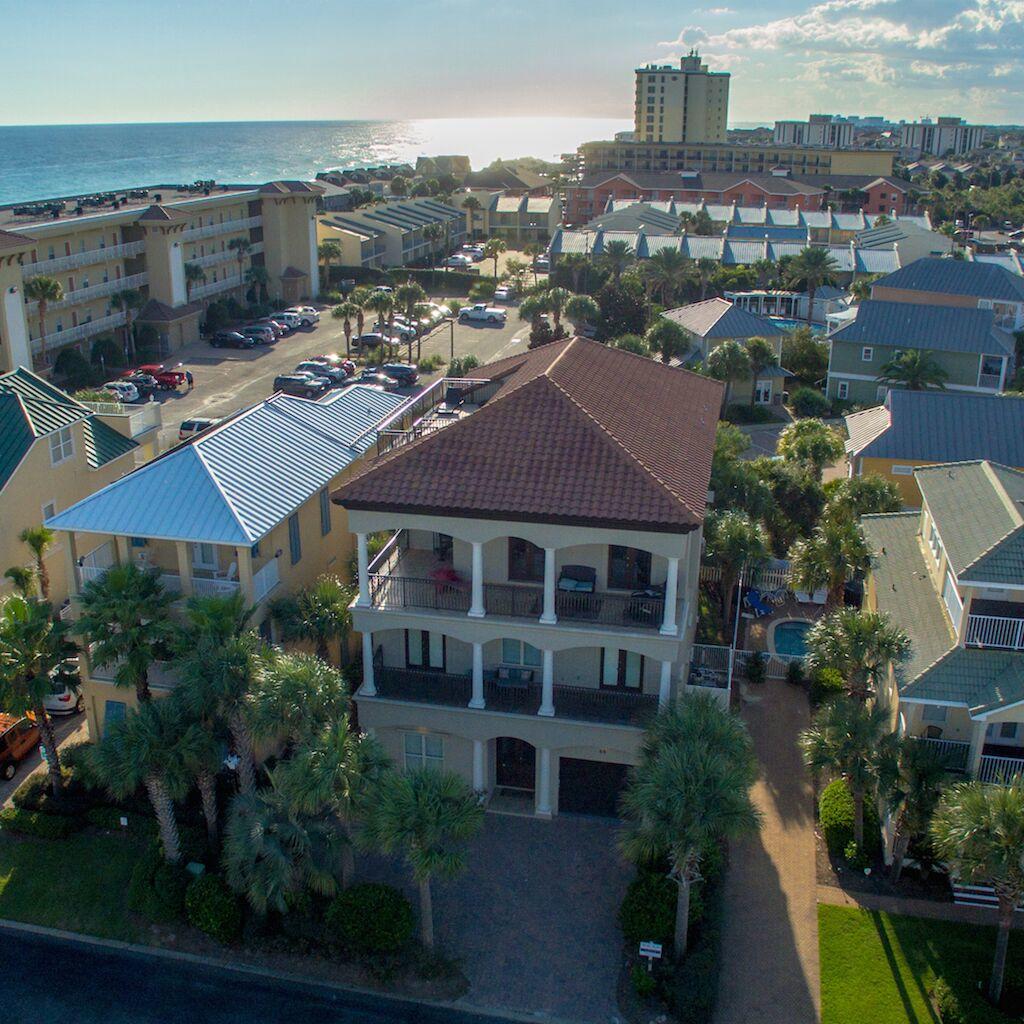 MARAVILLA SHORES - Residential