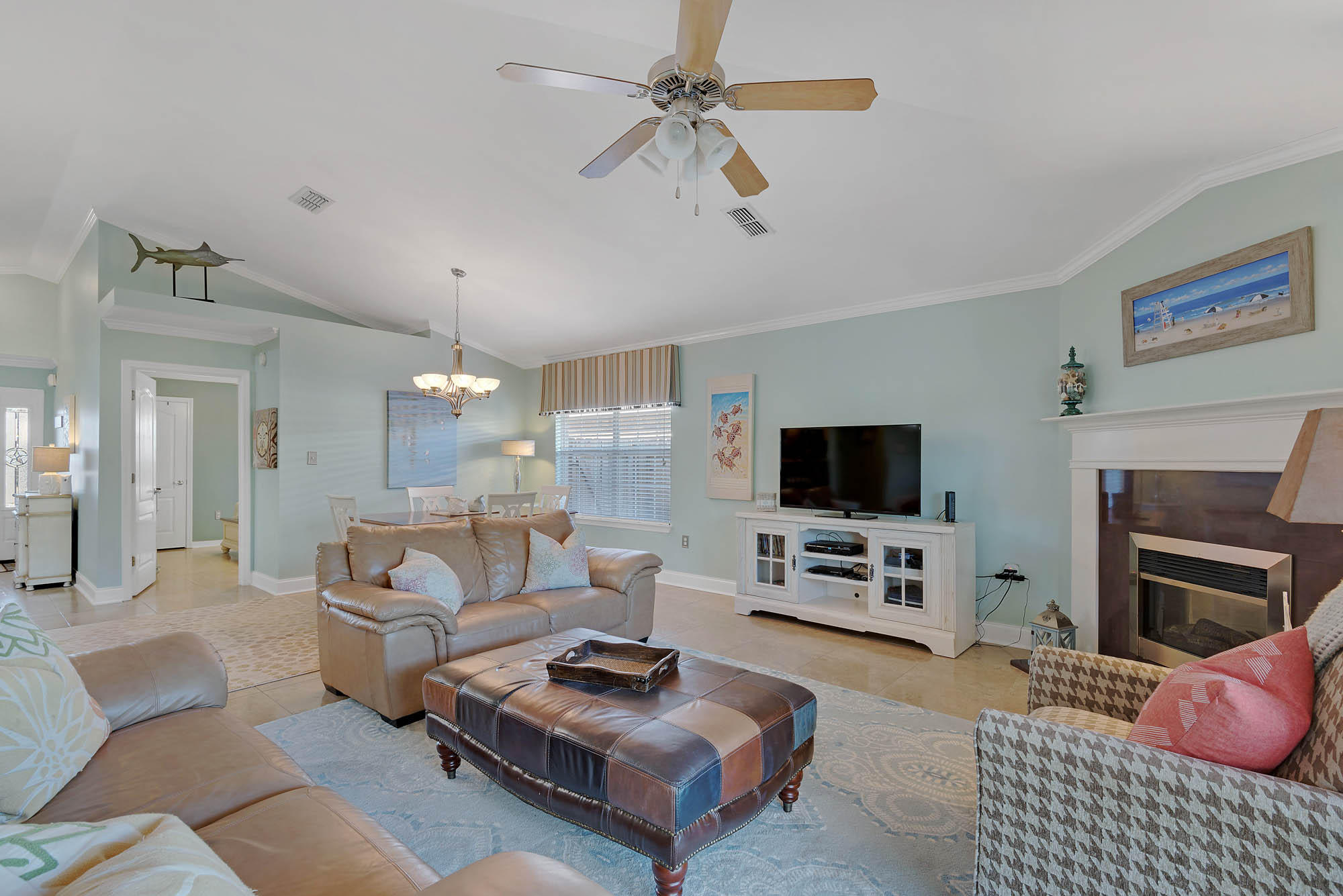 PARADISE RETREAT - Residential