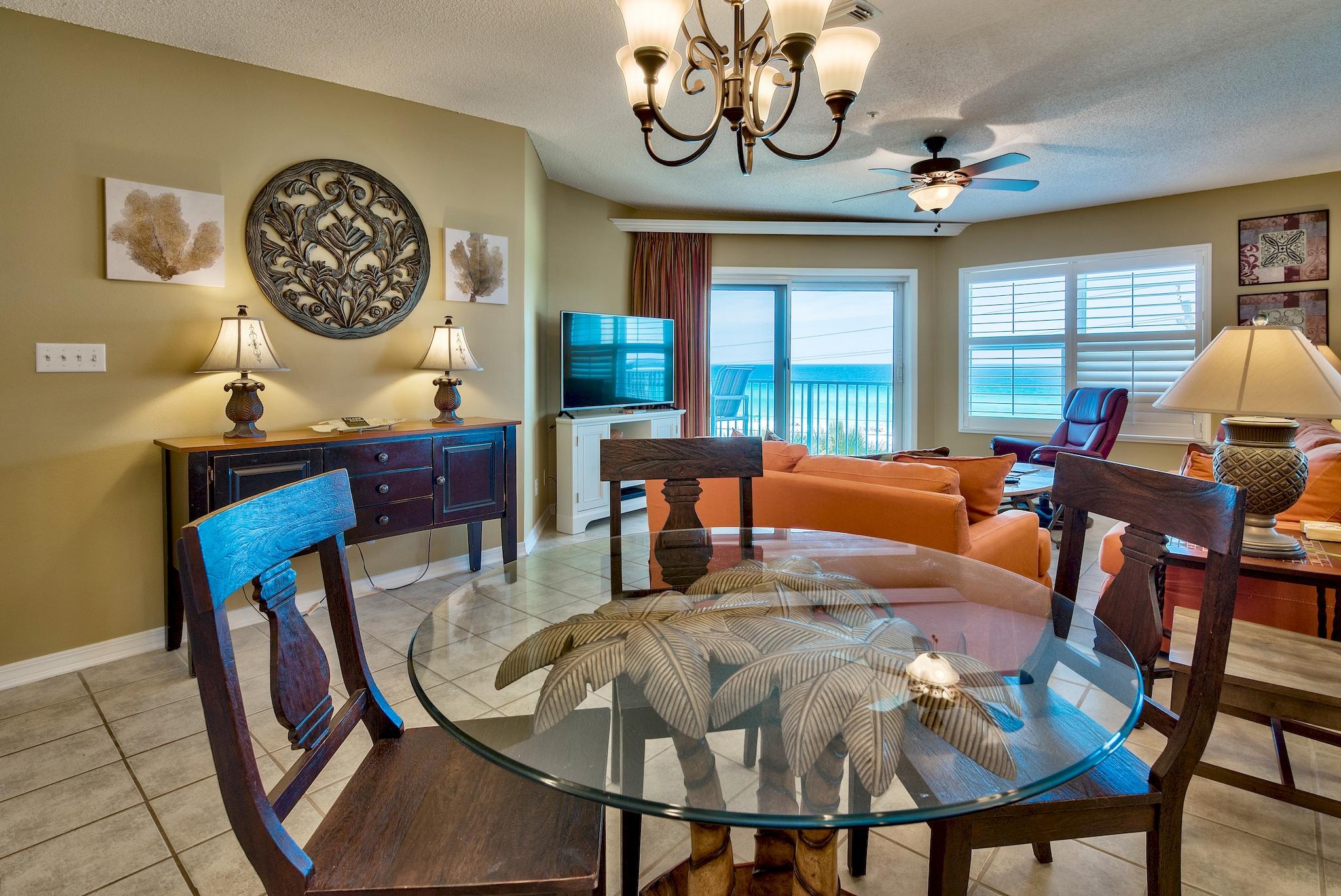 MARAVILLA CONDO 2 - Residential