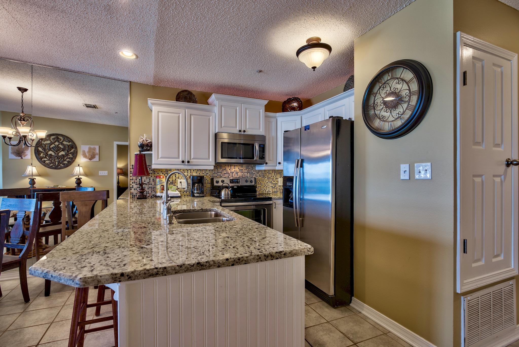 MARAVILLA CONDO 2 - Residential