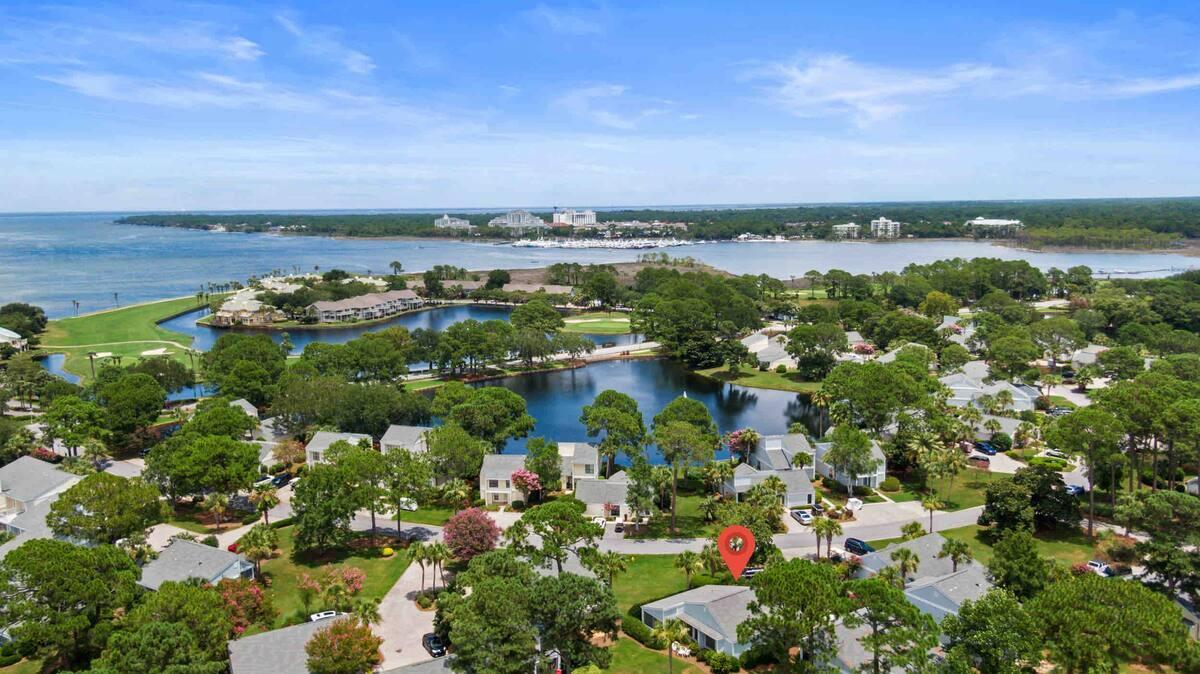 SANDPIPER VILLAGE - Residential