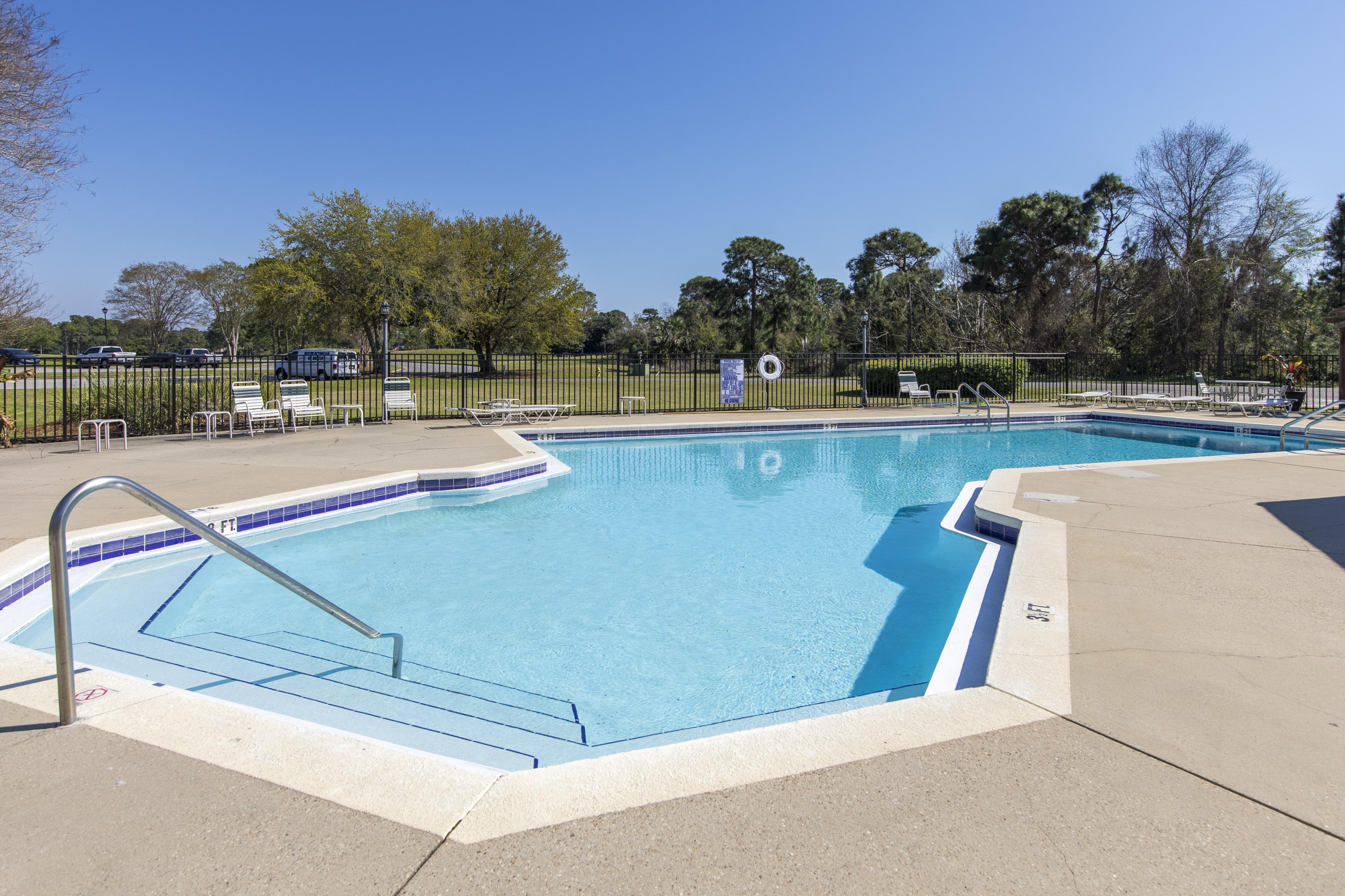 EMERALD BAY PH 1-B - Residential