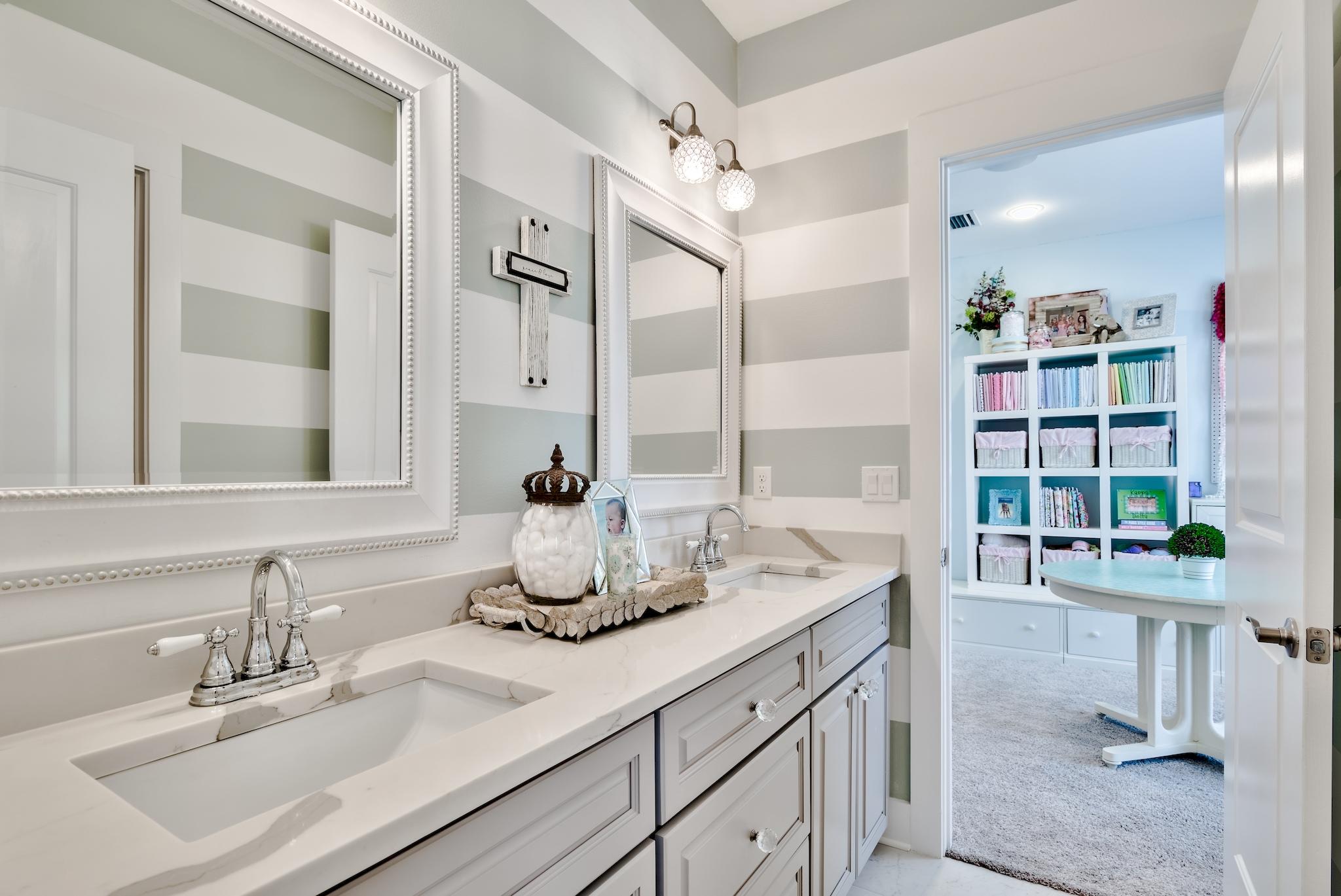 DESTIN OAKS - Residential