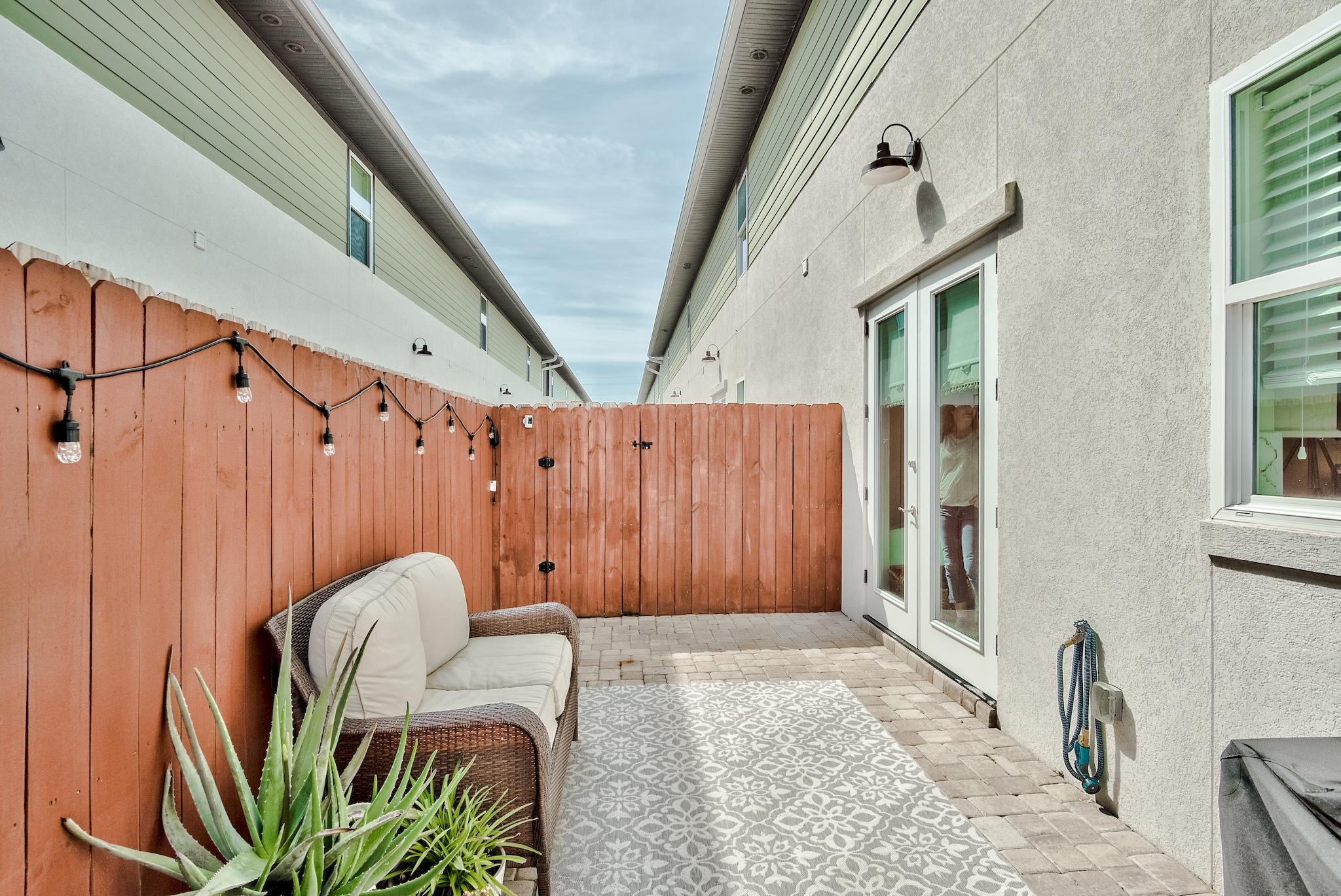 DESTIN OAKS - Residential