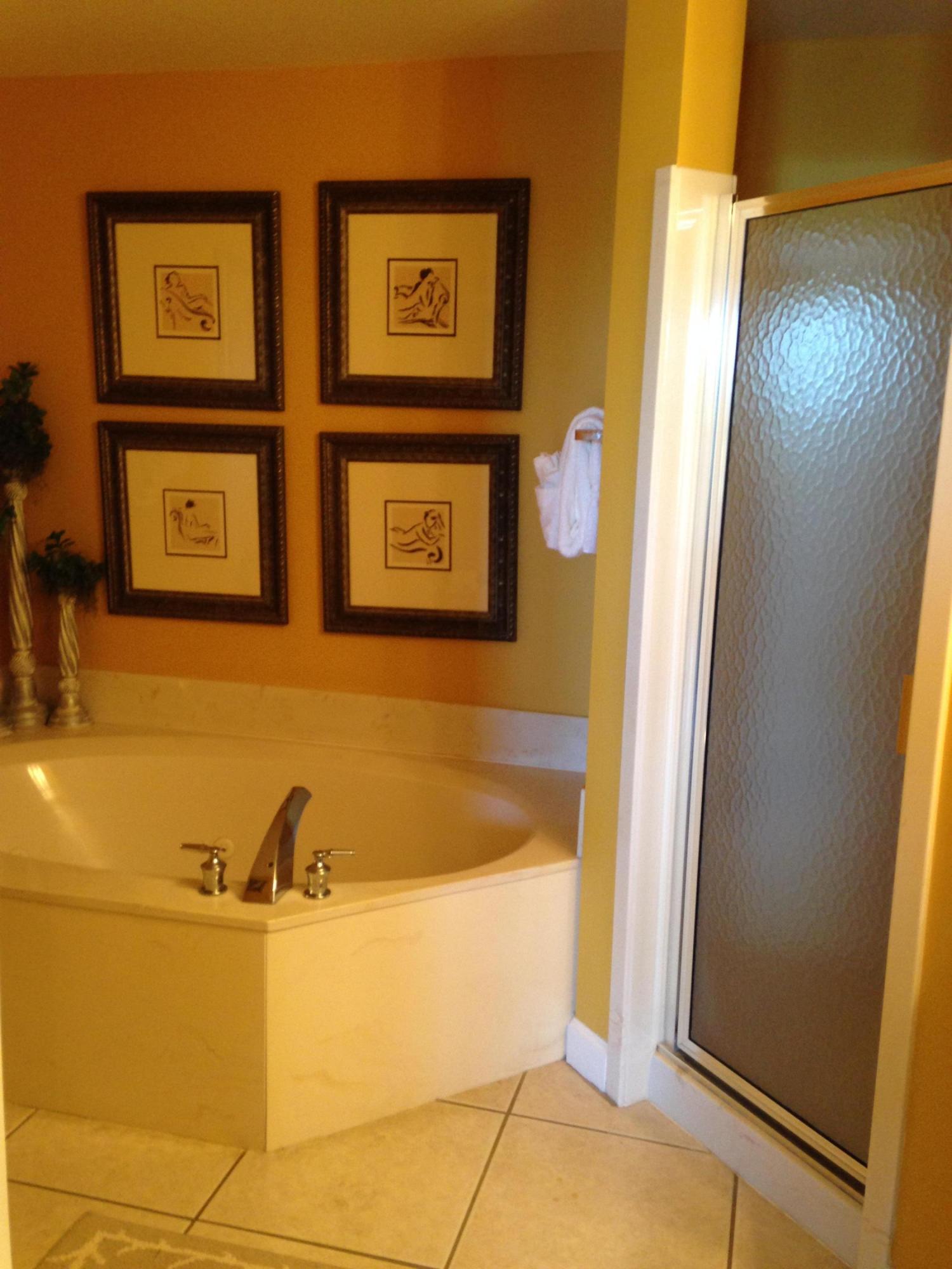 STERLING SHORES - Residential